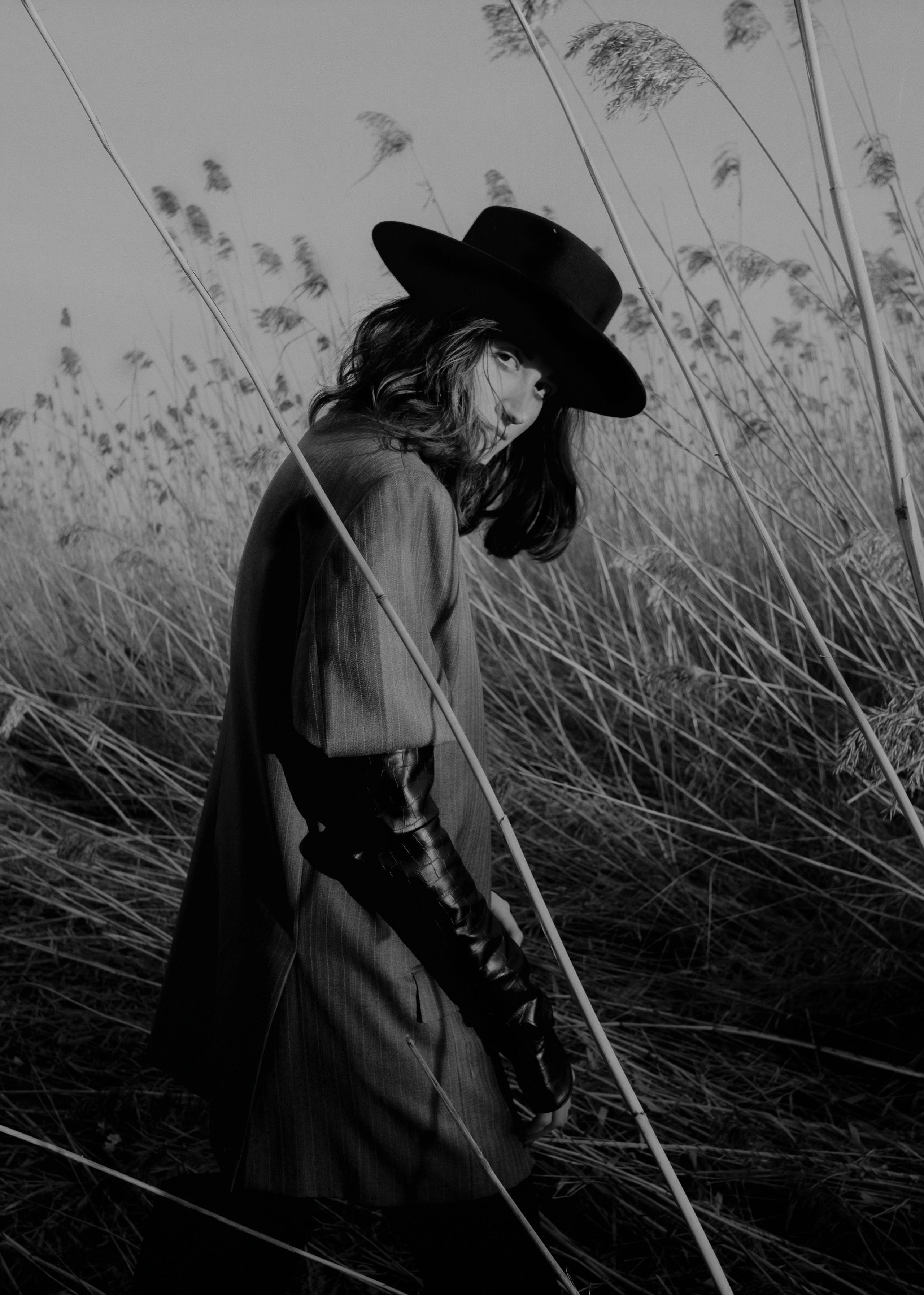 In field. Фотограф и Стилист в Санкт-Петербурге Алеся Хомиченок и Игорь Гарин