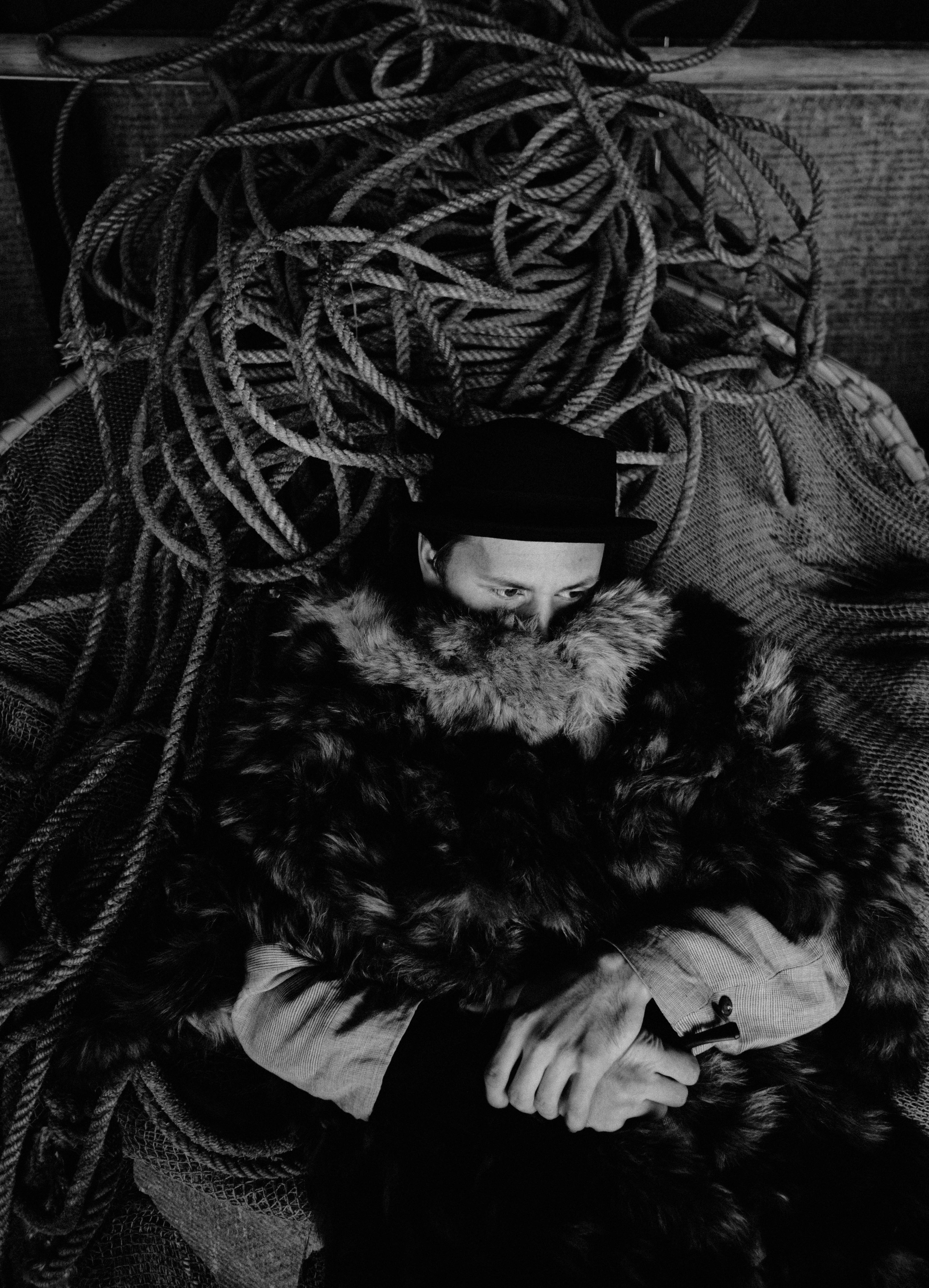 Dead man. Фотограф и Стилист в Санкт-Петербурге Алеся Хомиченок и Игорь Гарин