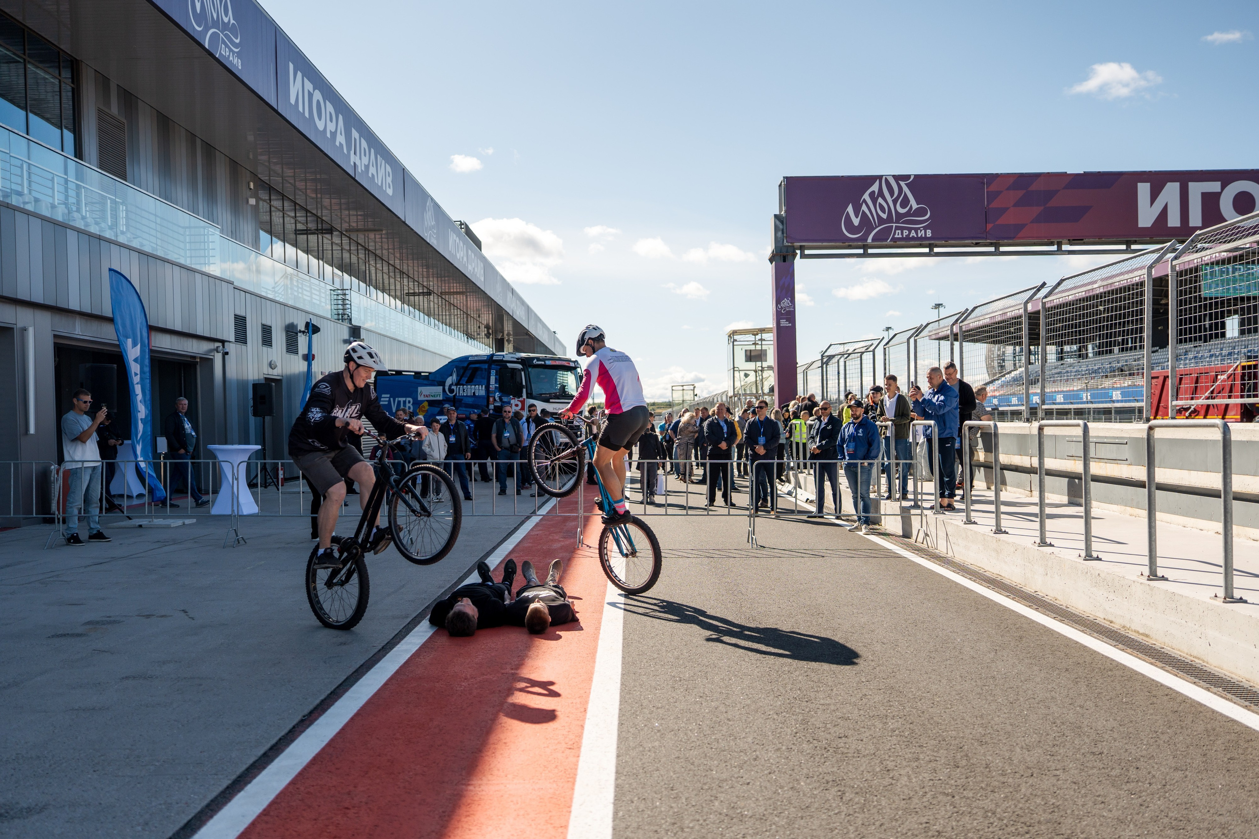 KAMAZ. Свадебный фотограф Санкт-Петербург СПб