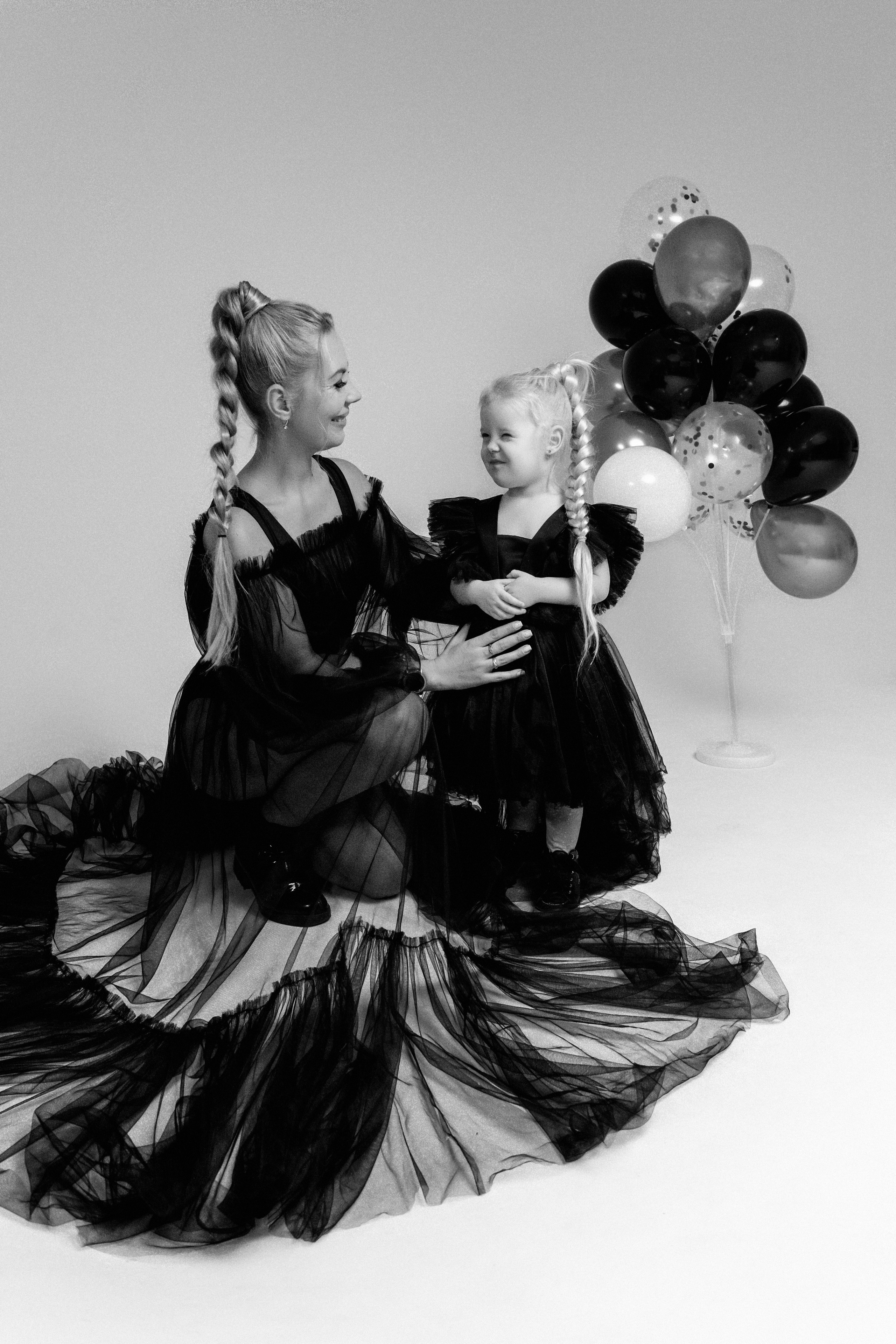 Магия семейных кадров в уютной студии. Ваш семейный фотограф в Минске — Вика Трегубова