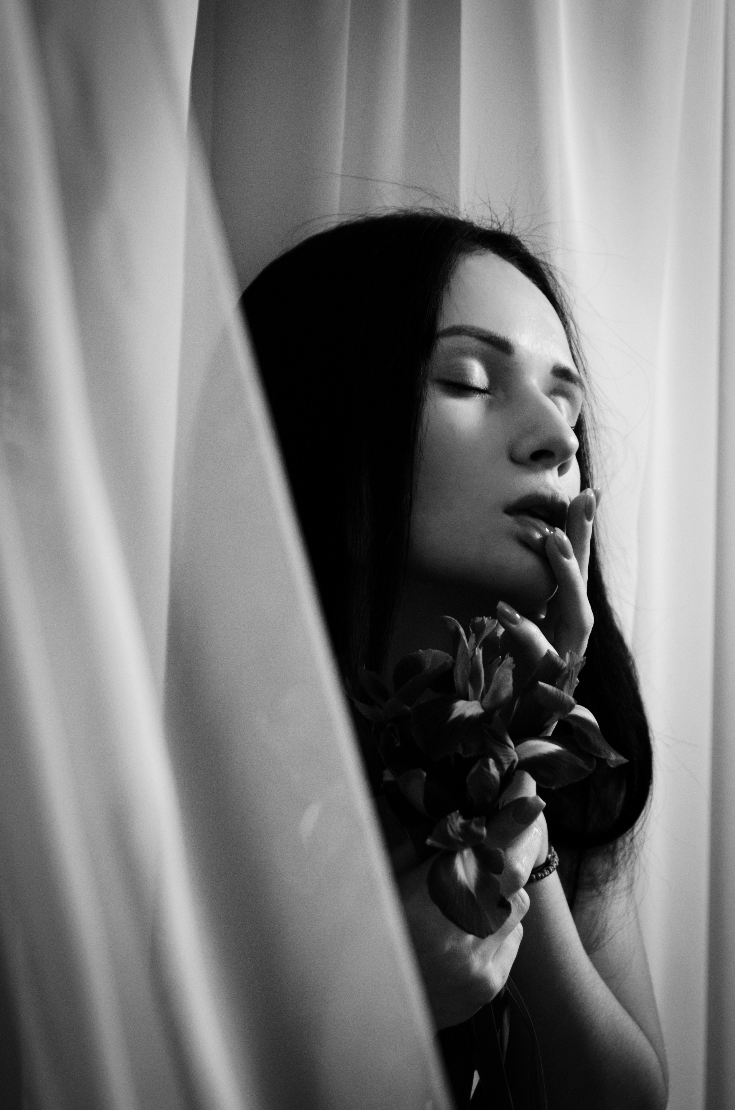 Будуар в ЧБ. Будуарный и портретный фотограф в Ростове-на-Дону Нина Чубарьян