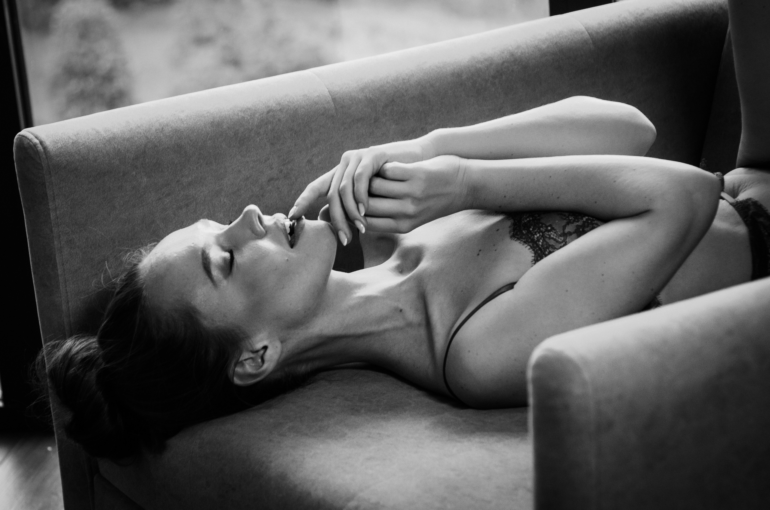 Эротическая фотосессия для Тани. Будуарный и портретный фотограф в Ростове-на-Дону Нина Чубарьян