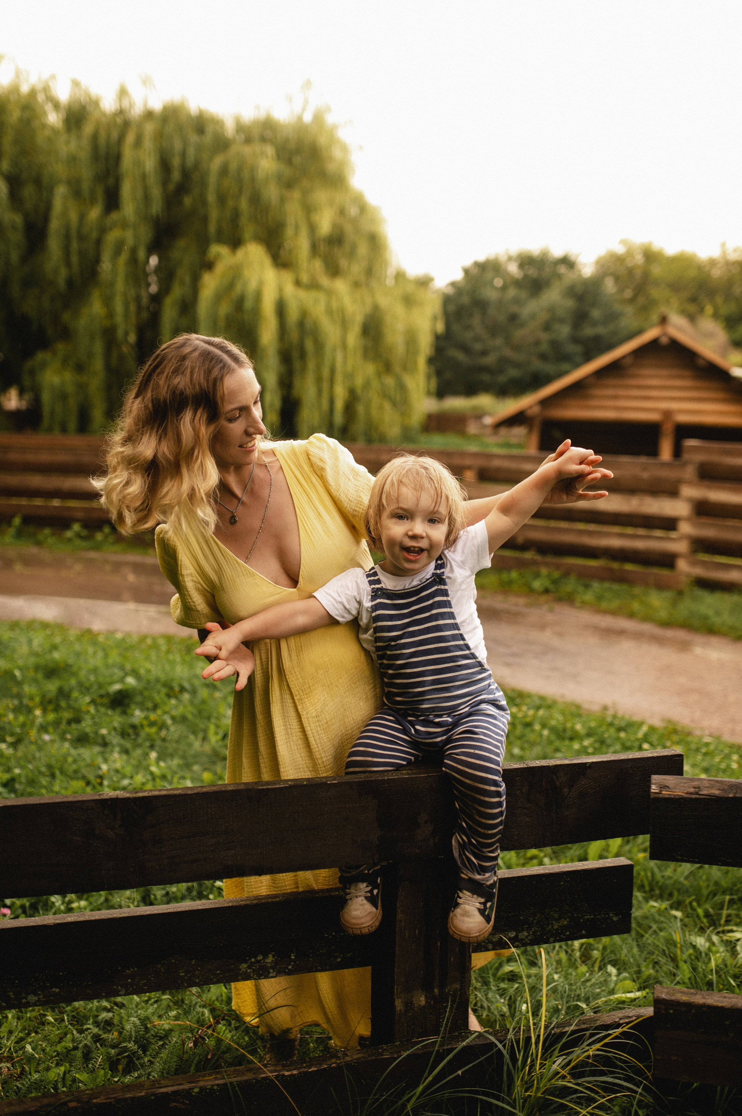 Фотосессия беременности мама и сын. Семейная фотосессия Бутово Москва фотограф Алина Морщагина