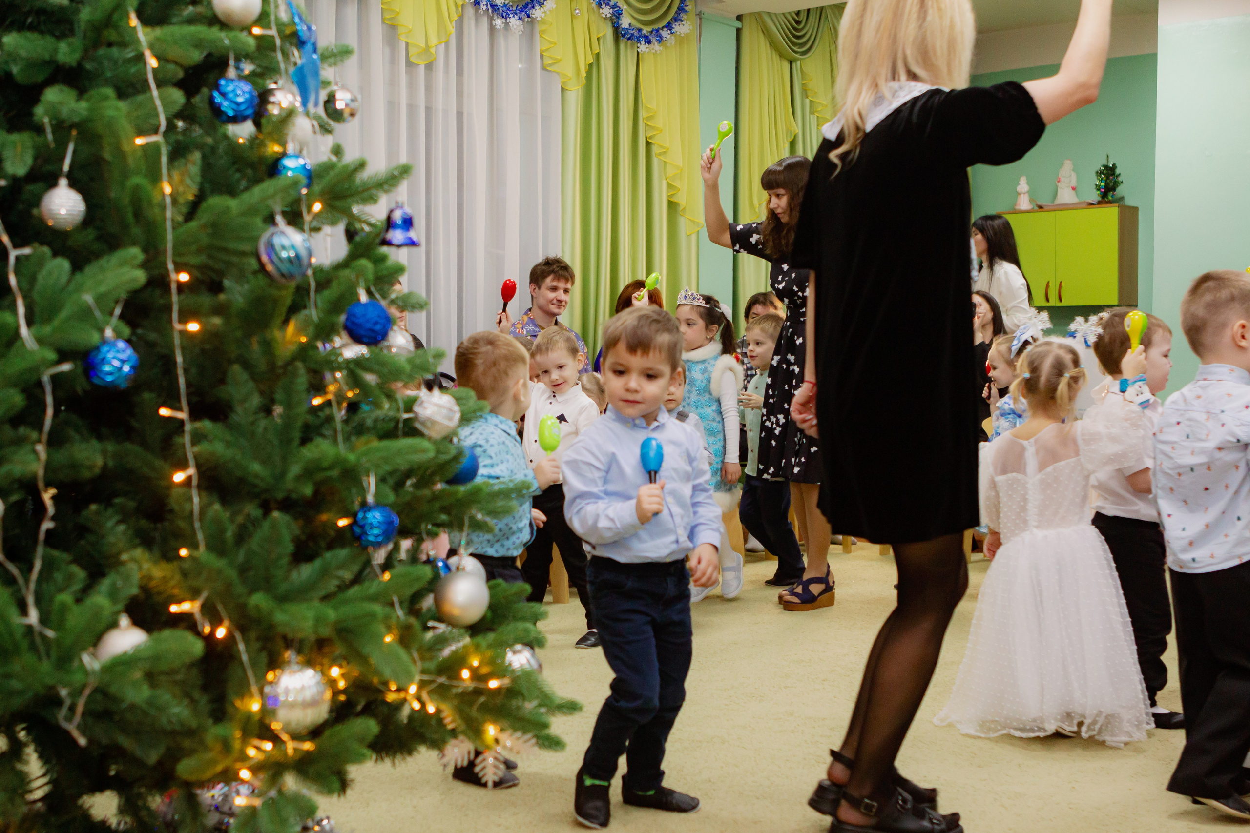 Фотосъёмка новогоднего утренника. Фотограф в Екатеринбурге Пойгина Елена