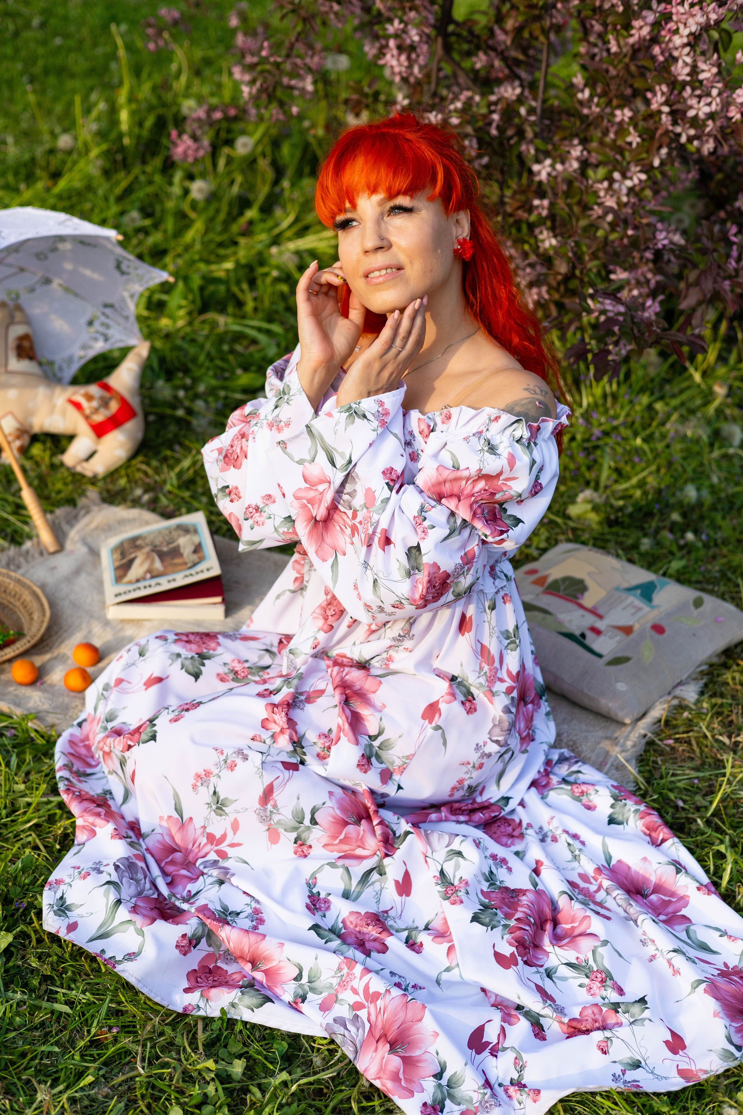 Алена. Цветение яблони. Портретный фотограф Панферова Регина г. Санкт-Петербург, г. Казань