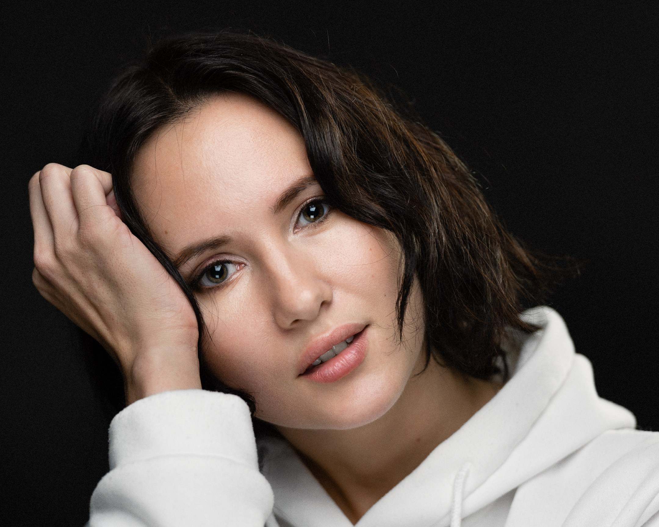 Студийные портреты. Фотограф Илья Неверов