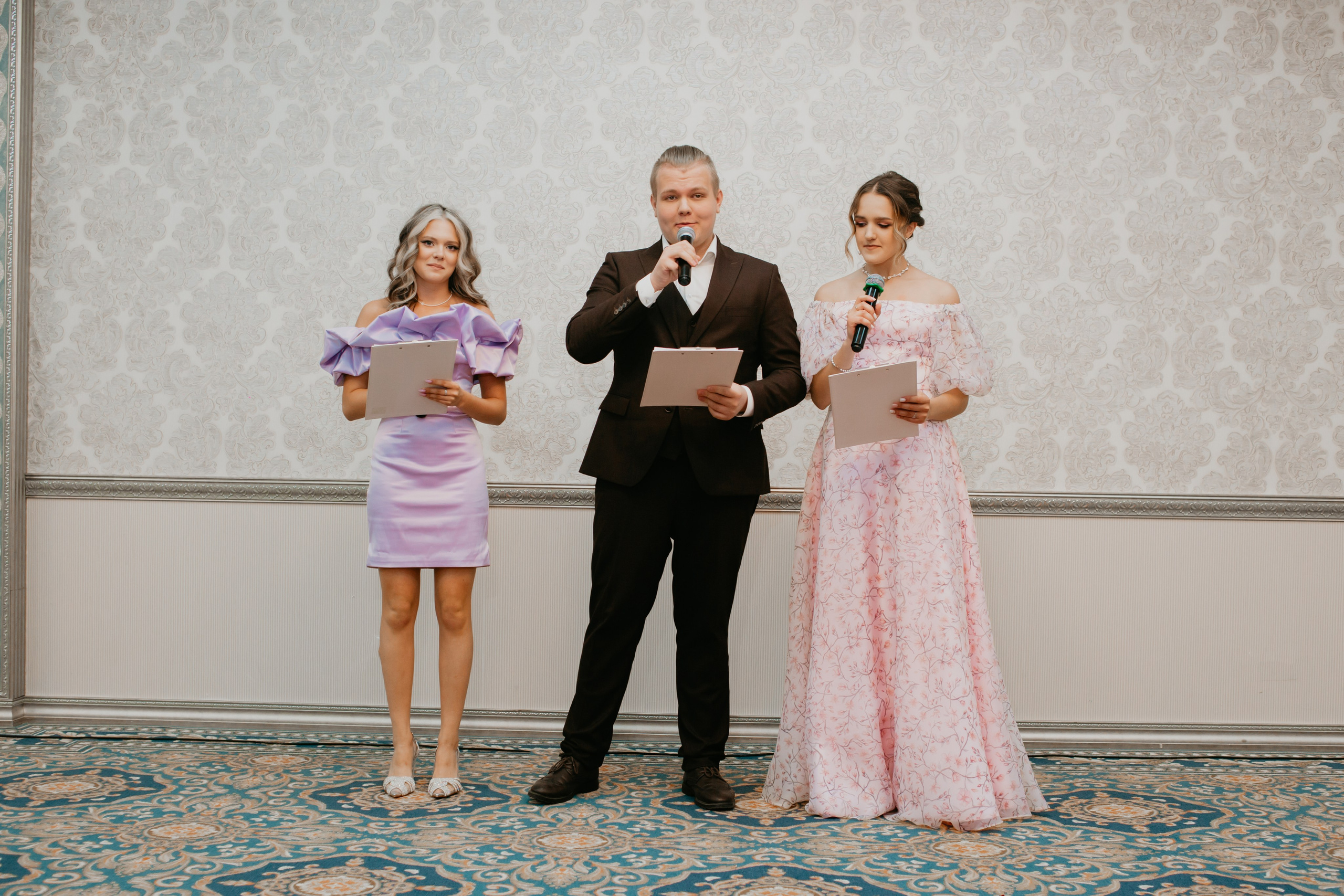 Выпускной. 11 лицей. Фотограф в Челябинске Ополихина Анна