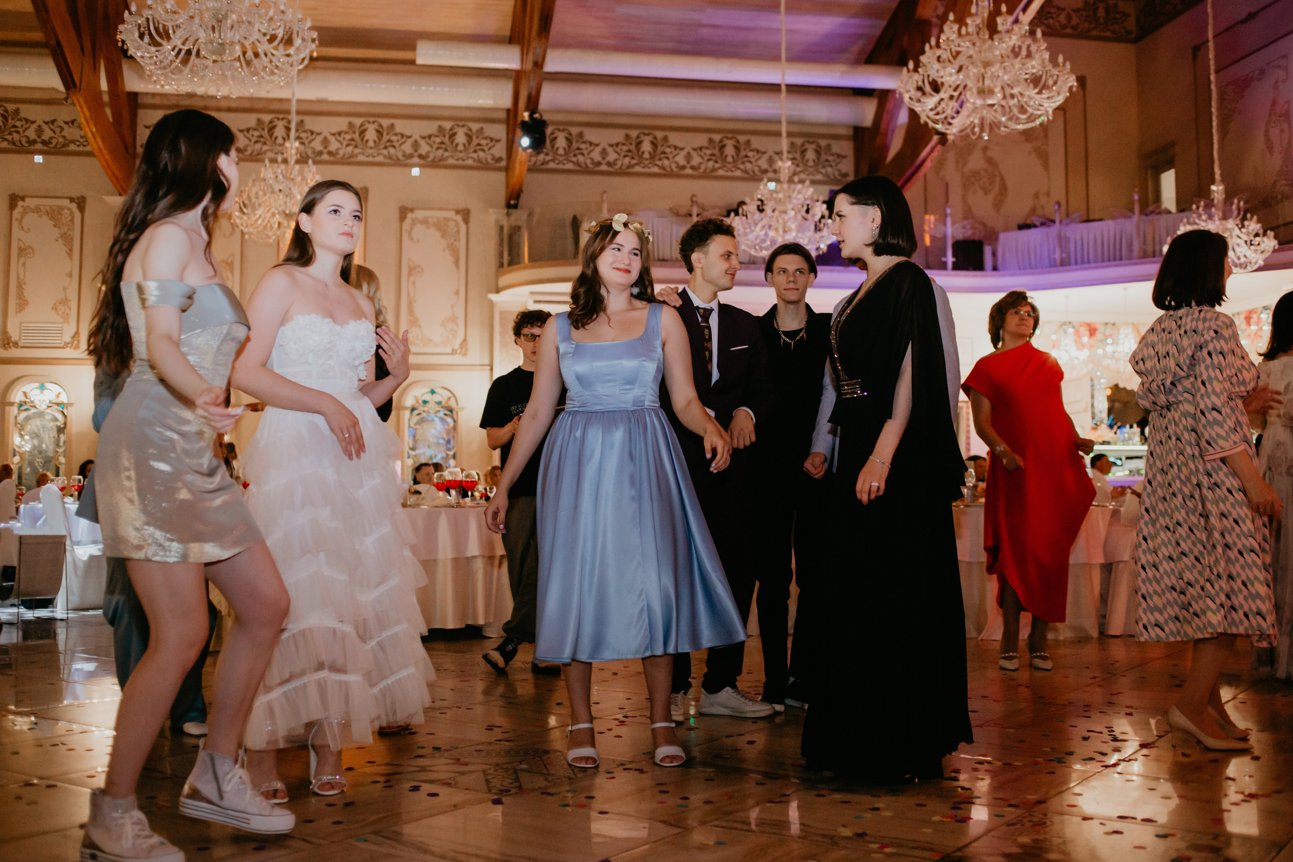 Выпускной. 11 лицей. Фотограф в Челябинске Ополихина Анна