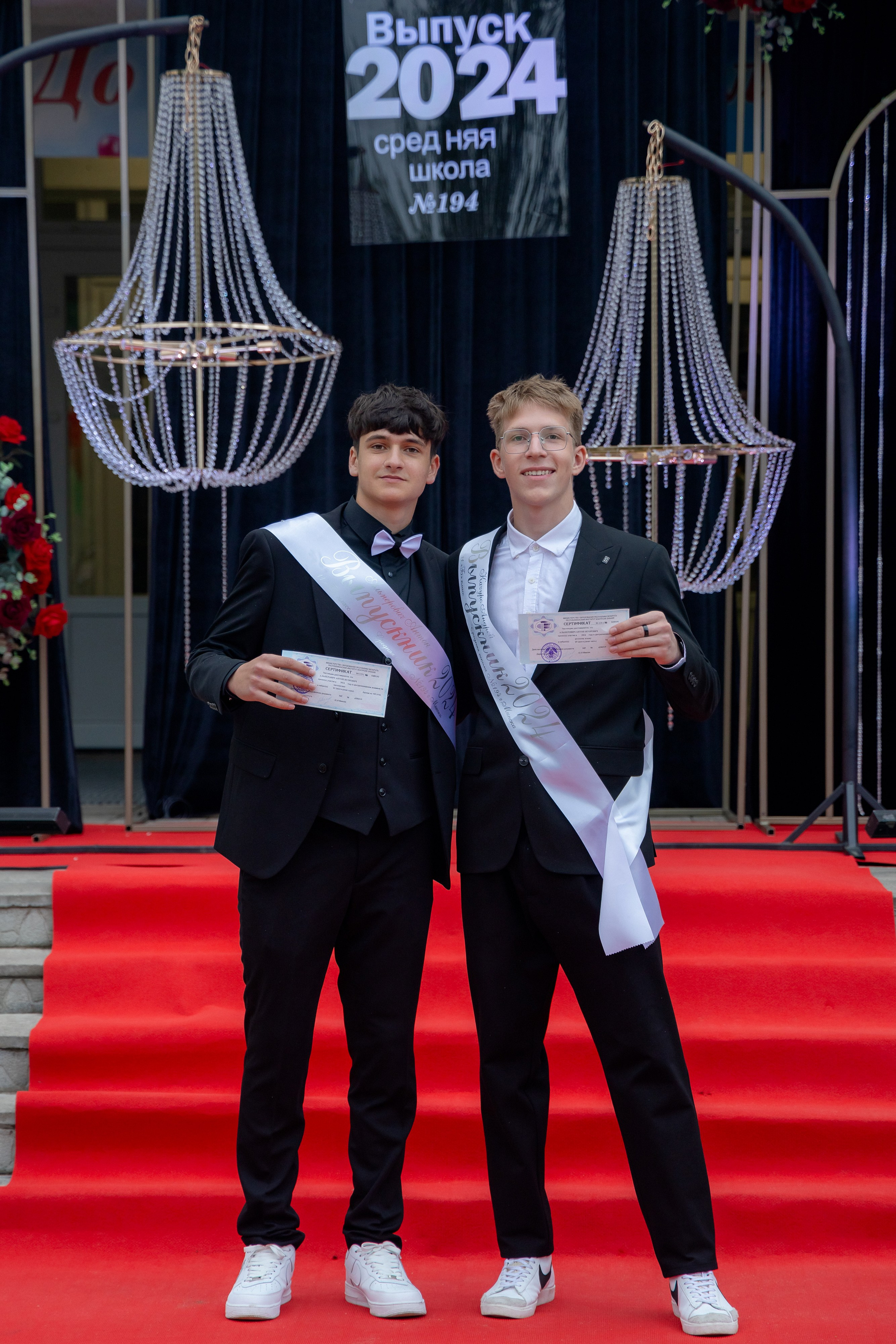 Школьный выпускной 2024 год в Соколе (Минск). Свадебный фотограф в Минске/Беларуси Сергей Спиридонов