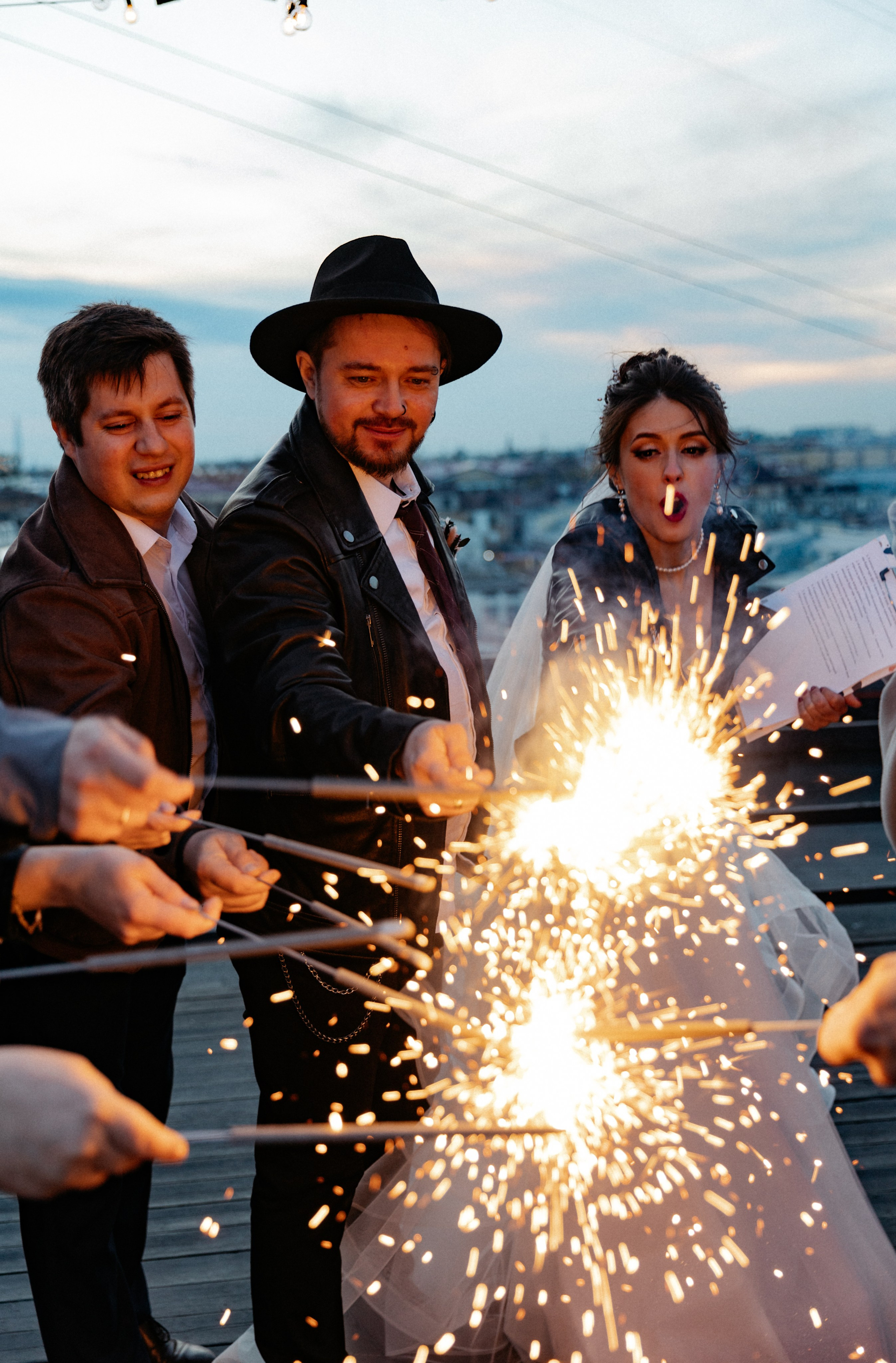 Ты молчишь, а я улыбаюсь, Мария. Свадебный и репортажный фотограф в Санкт-Петербурге