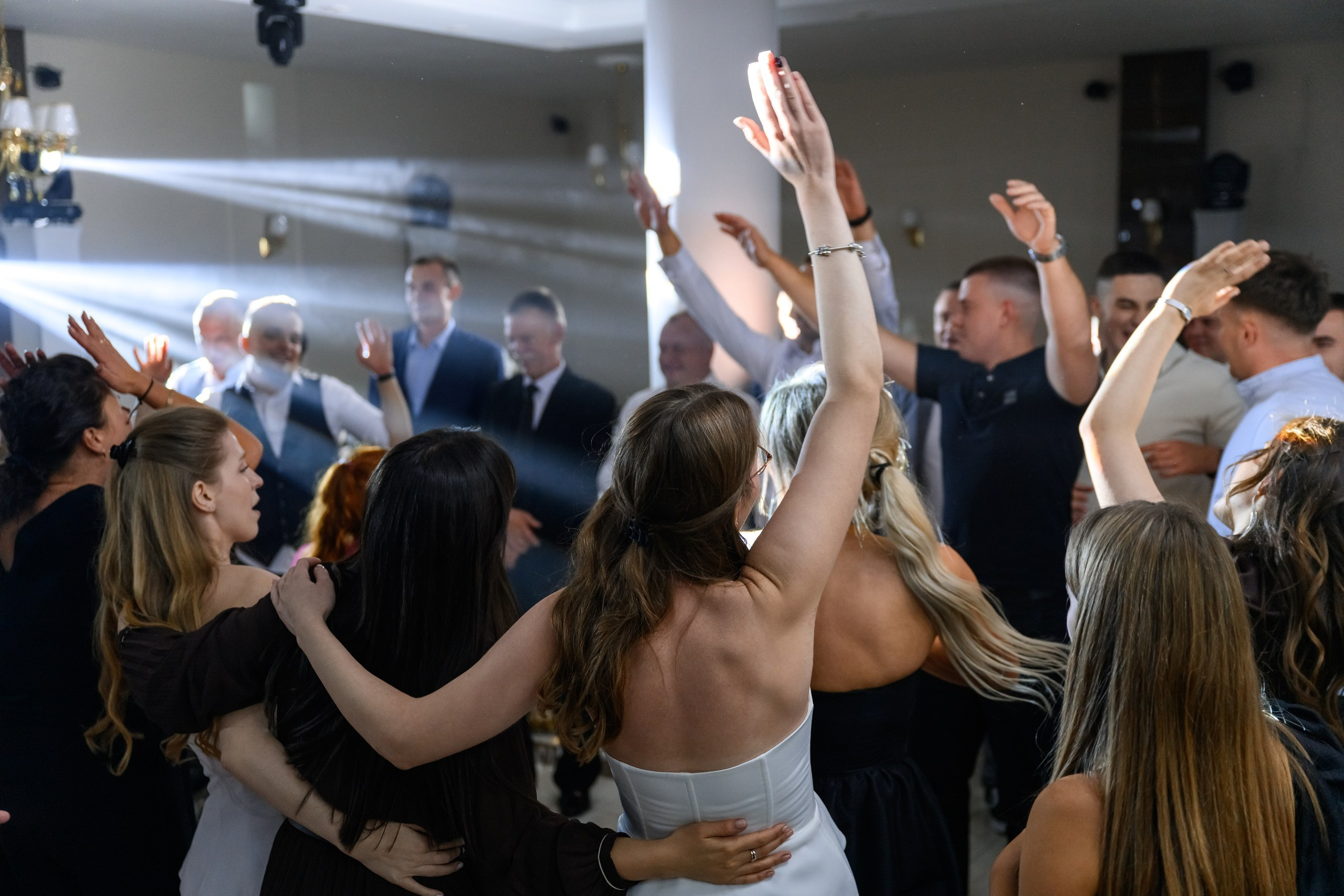 Фотограф на свадьбу Минск Москва Санкт-Петербург Свадебный фотограф Фотограф на свадьбу Репортажный фотограф Love Story Свадебная прогулка. Свадебный фотограф — Крюков Константин