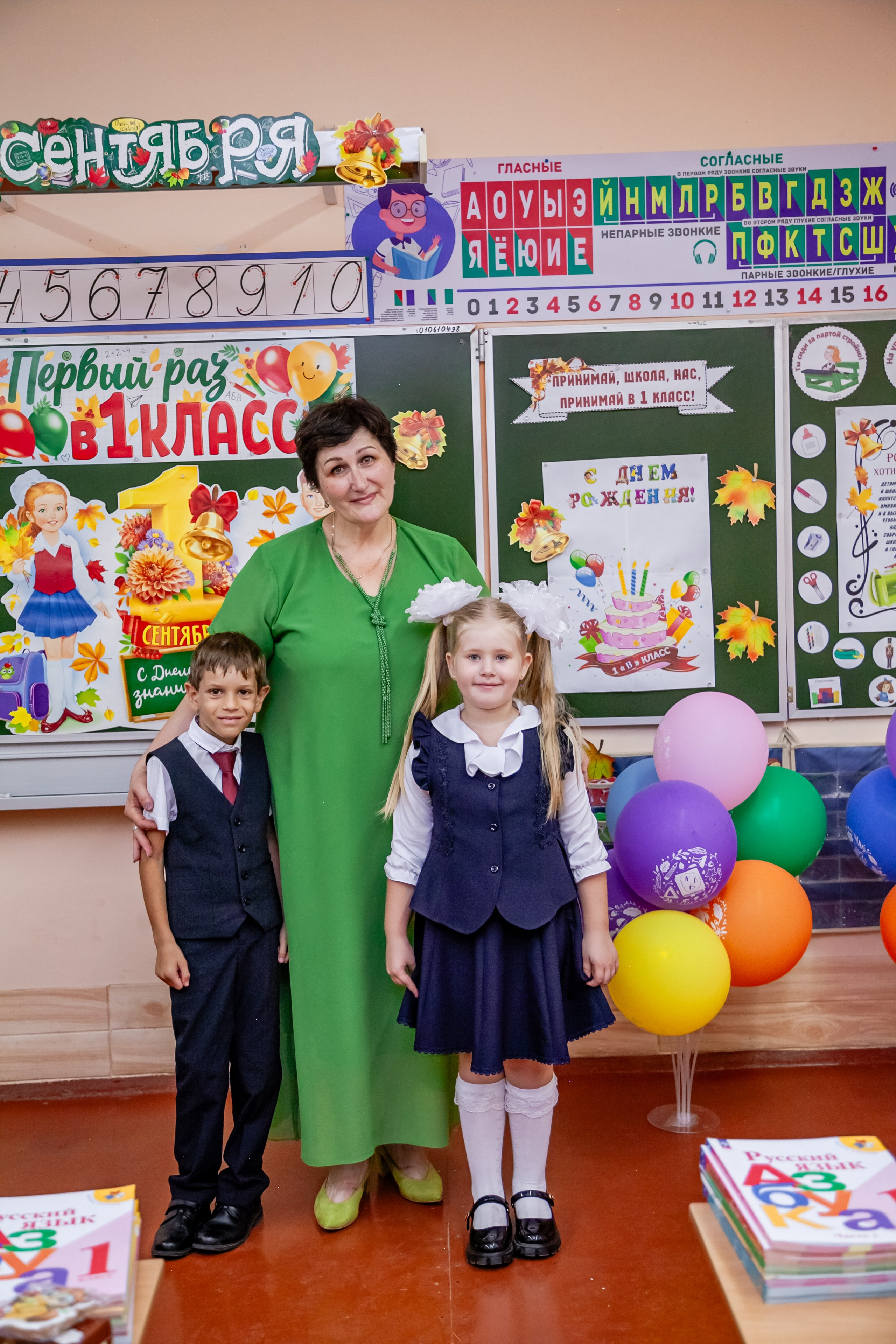 1 сентября линейка. Свадебный и семейный фотограф в Армавире