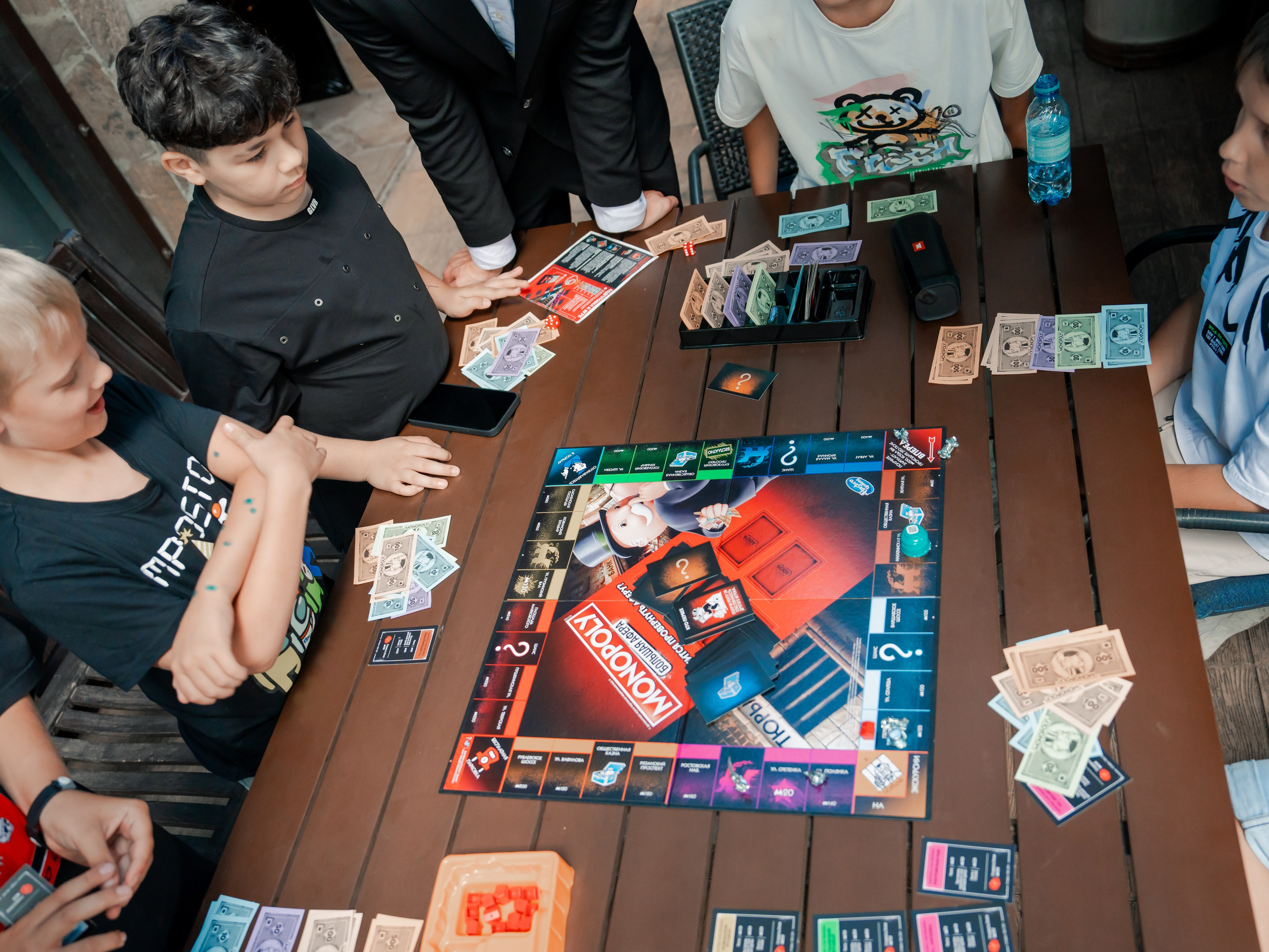 Настольные игры в Мафию. Крамер Юлиана детский и семейный фотограф