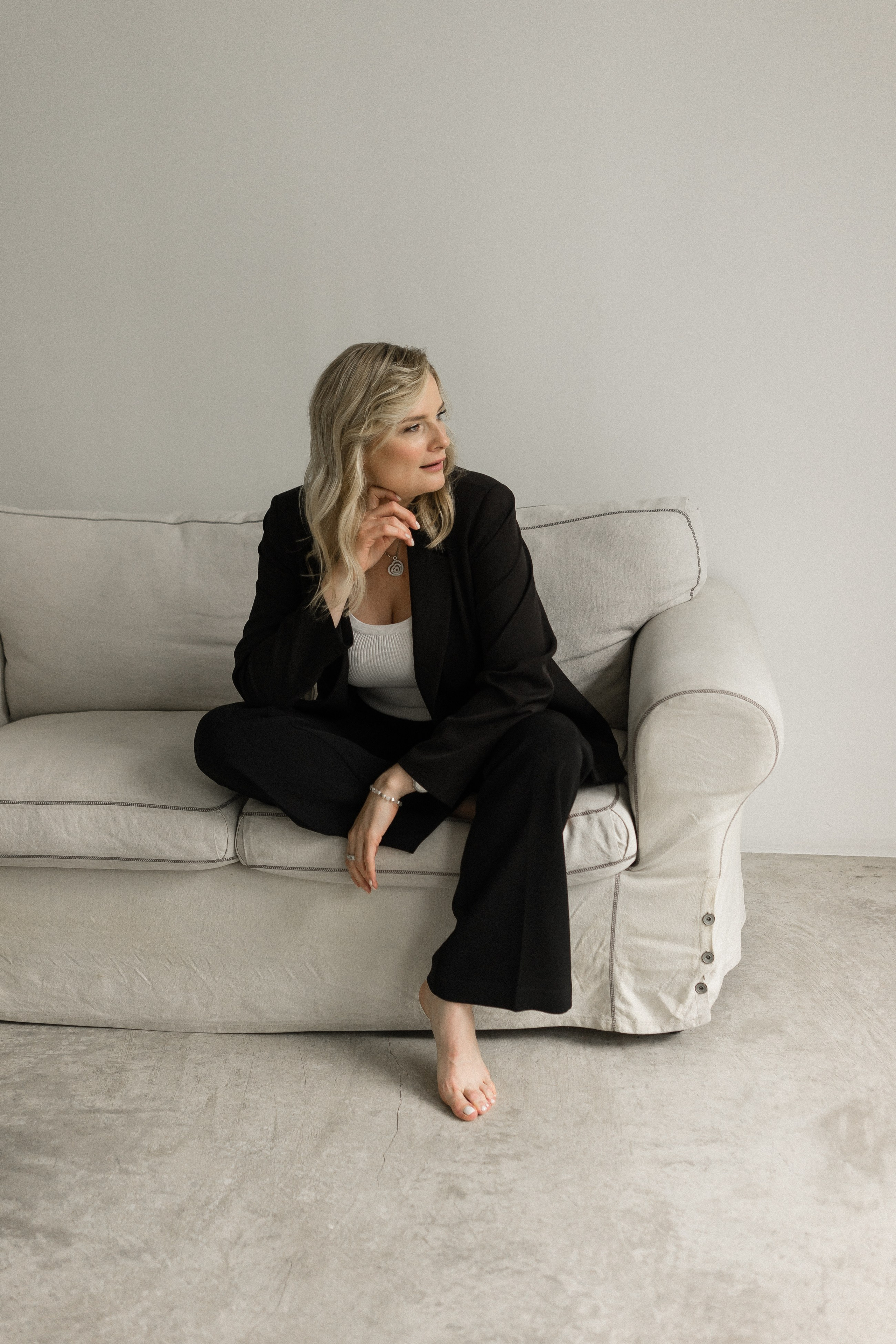 Евгения. Лучшее время — наедине с собой. Эстетичная фото- и видеосъёмка Ирина Арсентьева. Челябинск и весь мир