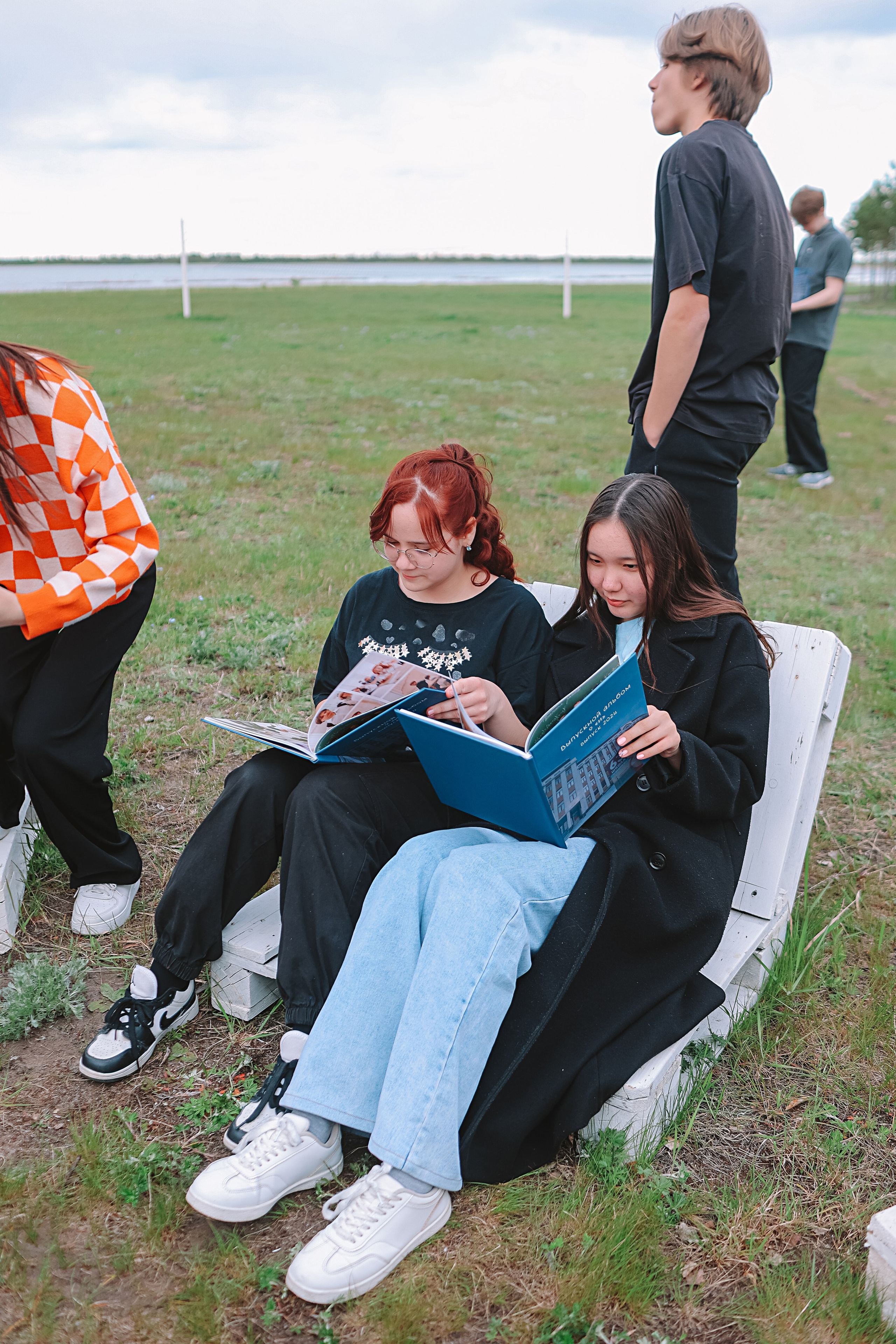 Последний звонок. Семейный фотограф Тюмень, фотограф на роды Салмина Мария