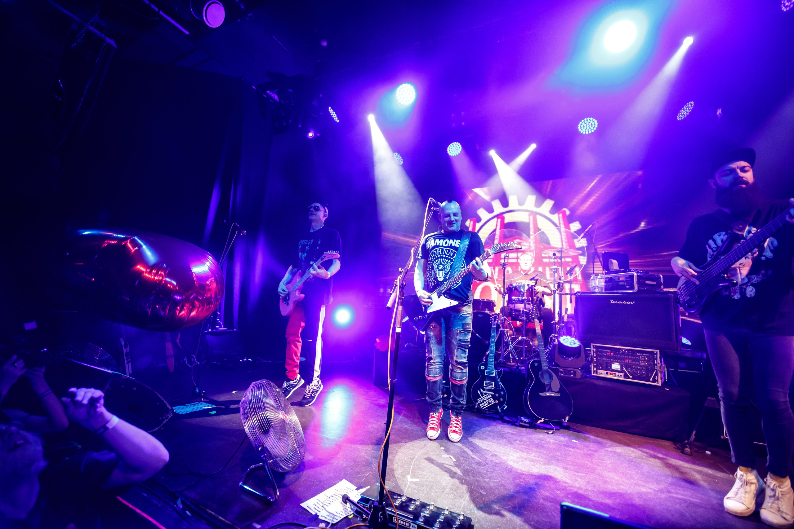 БРИГАДНЫЙ ПОДРЯД. Фотограф Елена Богачева (lenalena_na_na_na)