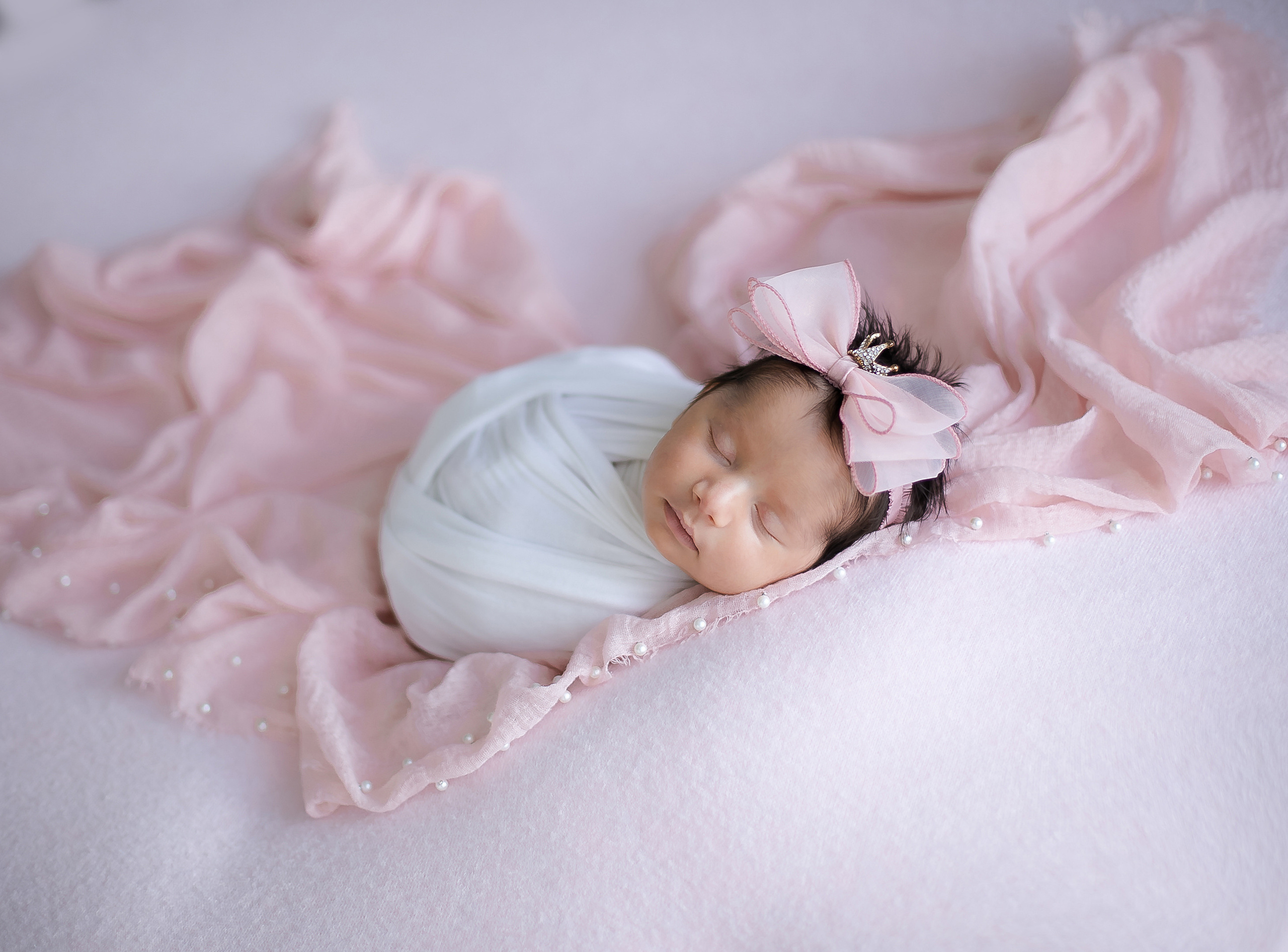 Newborn девочки. Главная