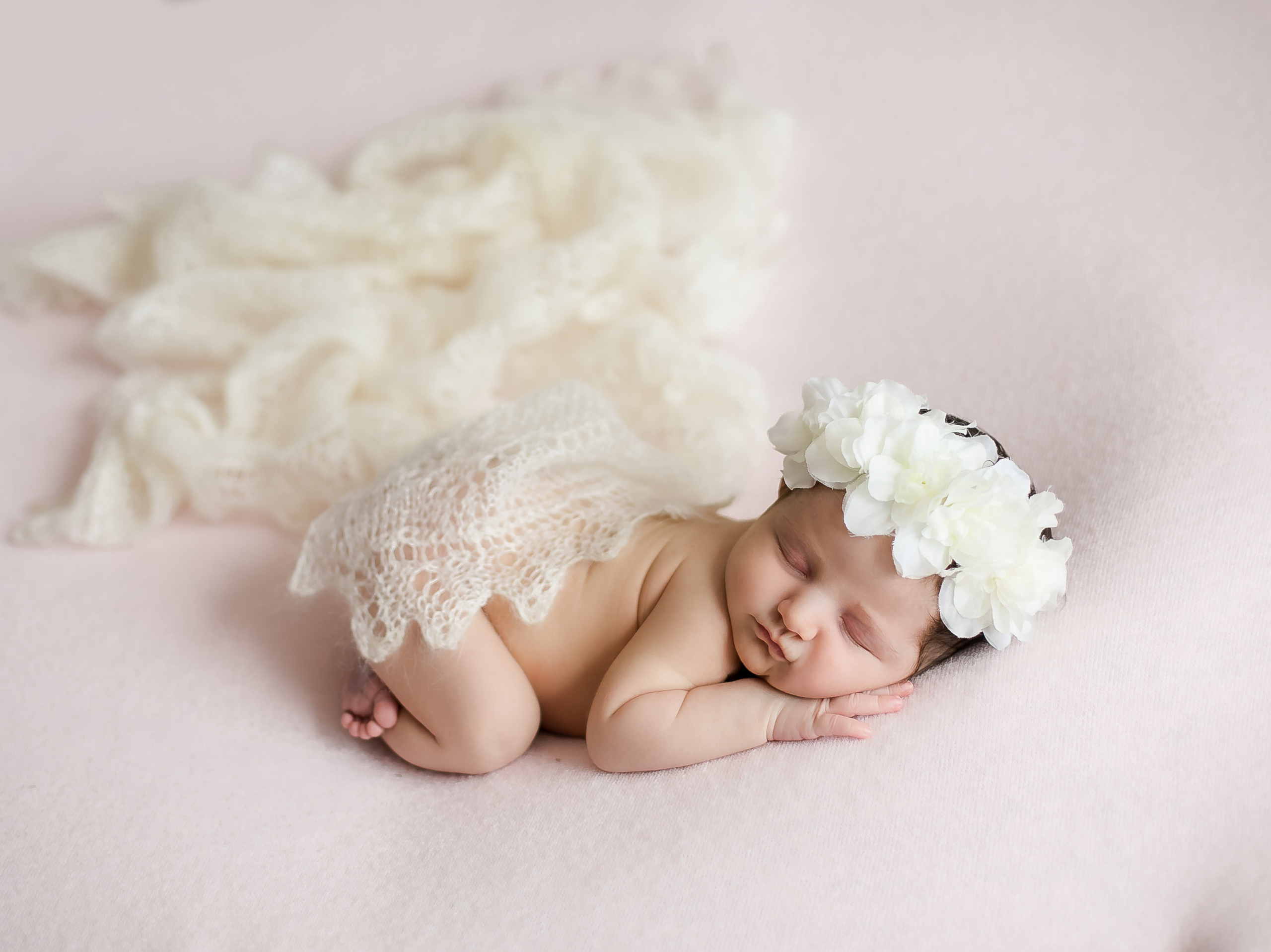 Newborn девочки. Главная