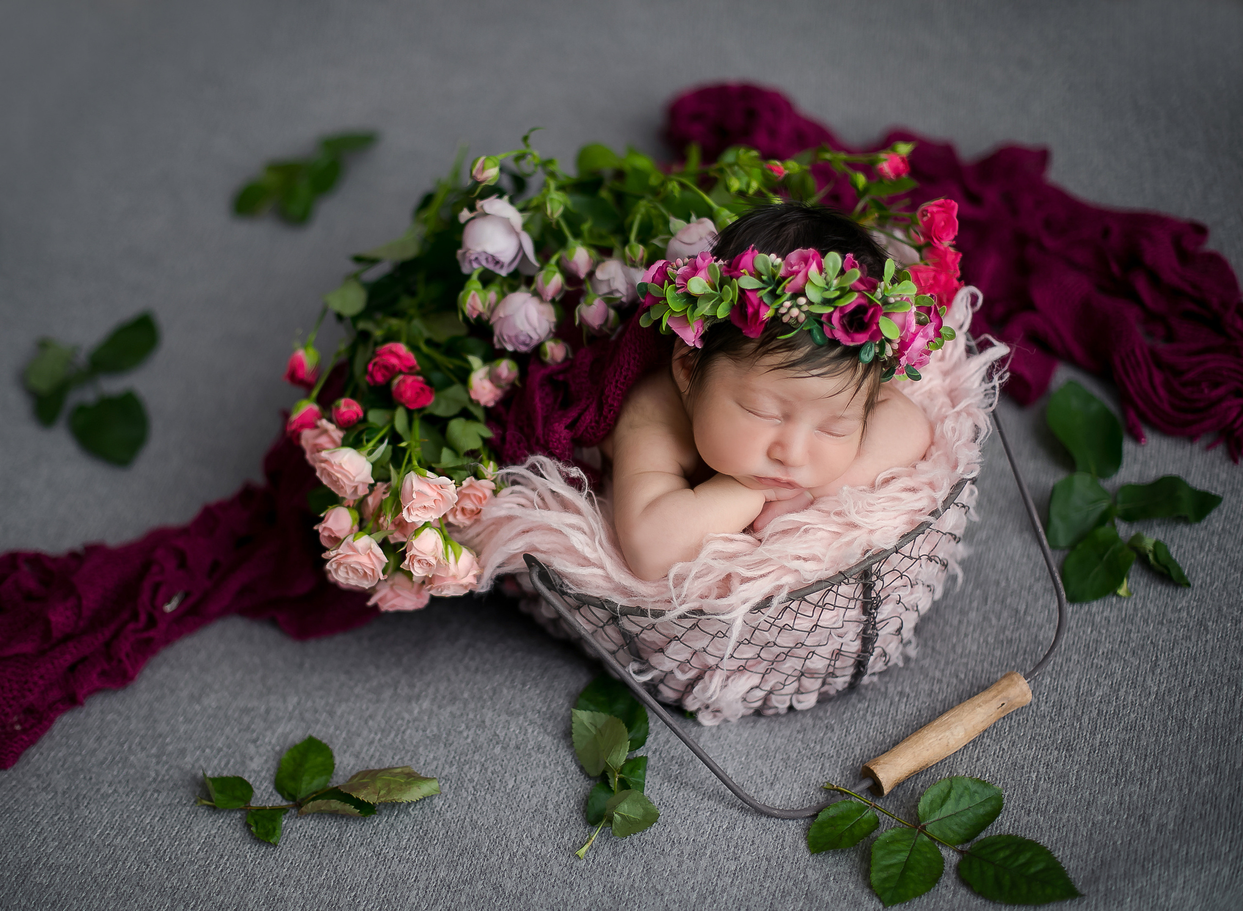 Newborn девочки. Главная