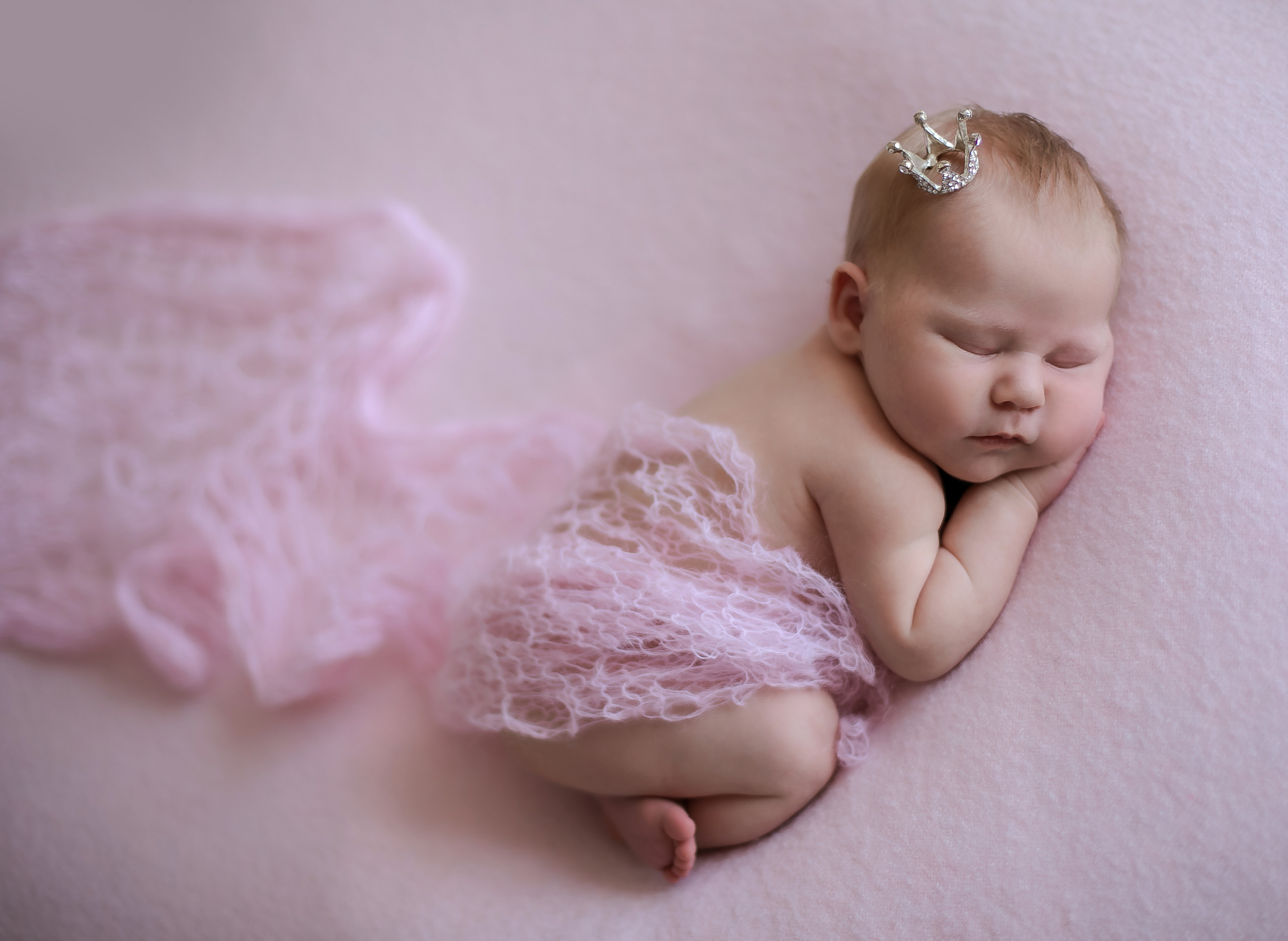 Newborn девочки. Главная