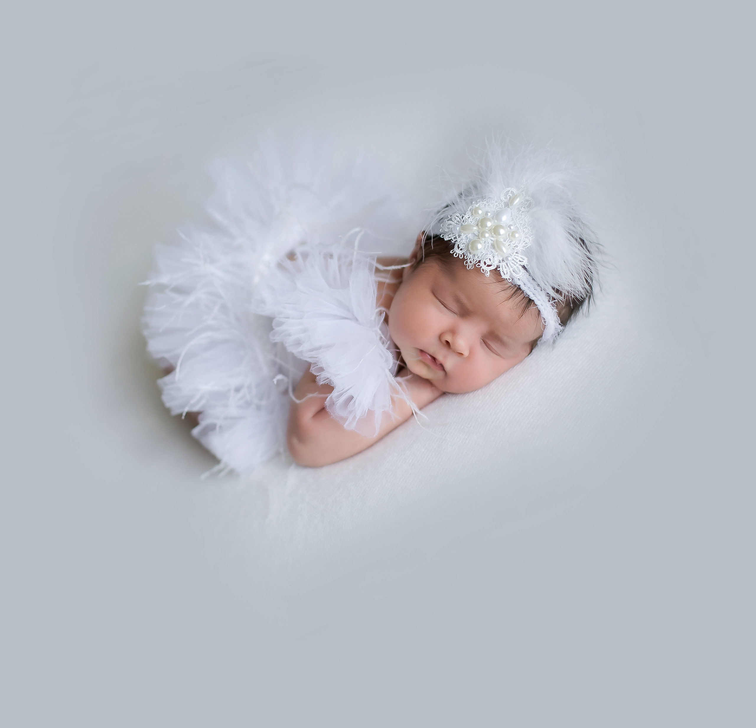 Newborn девочки. Главная