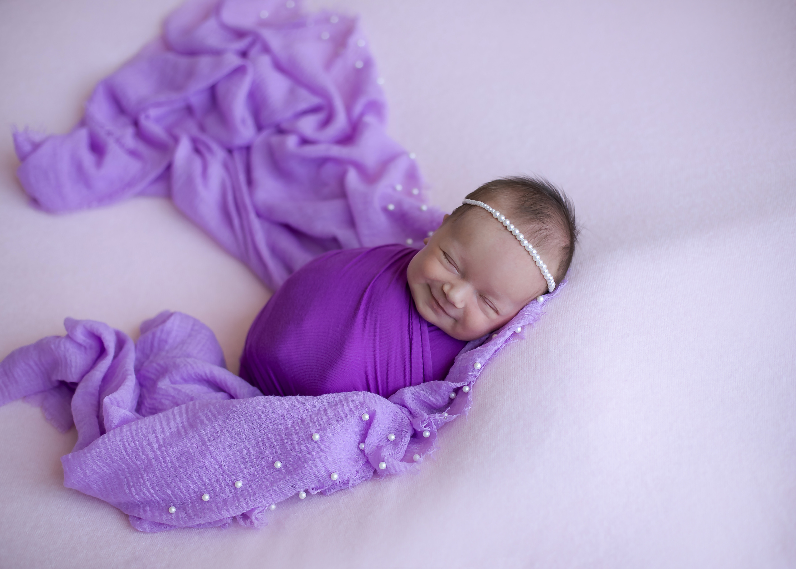 Newborn девочки. Главная