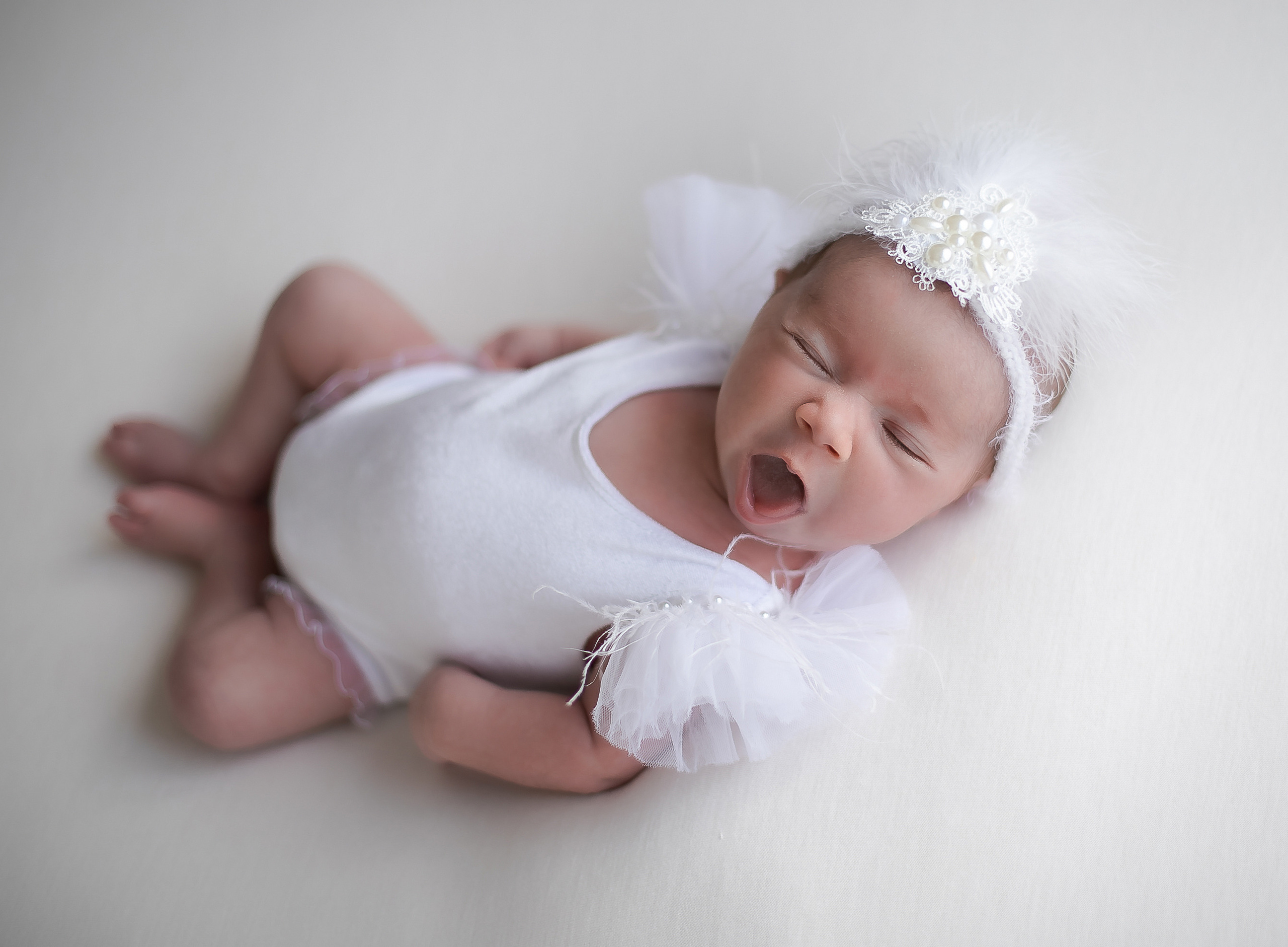 Newborn девочки. Главная