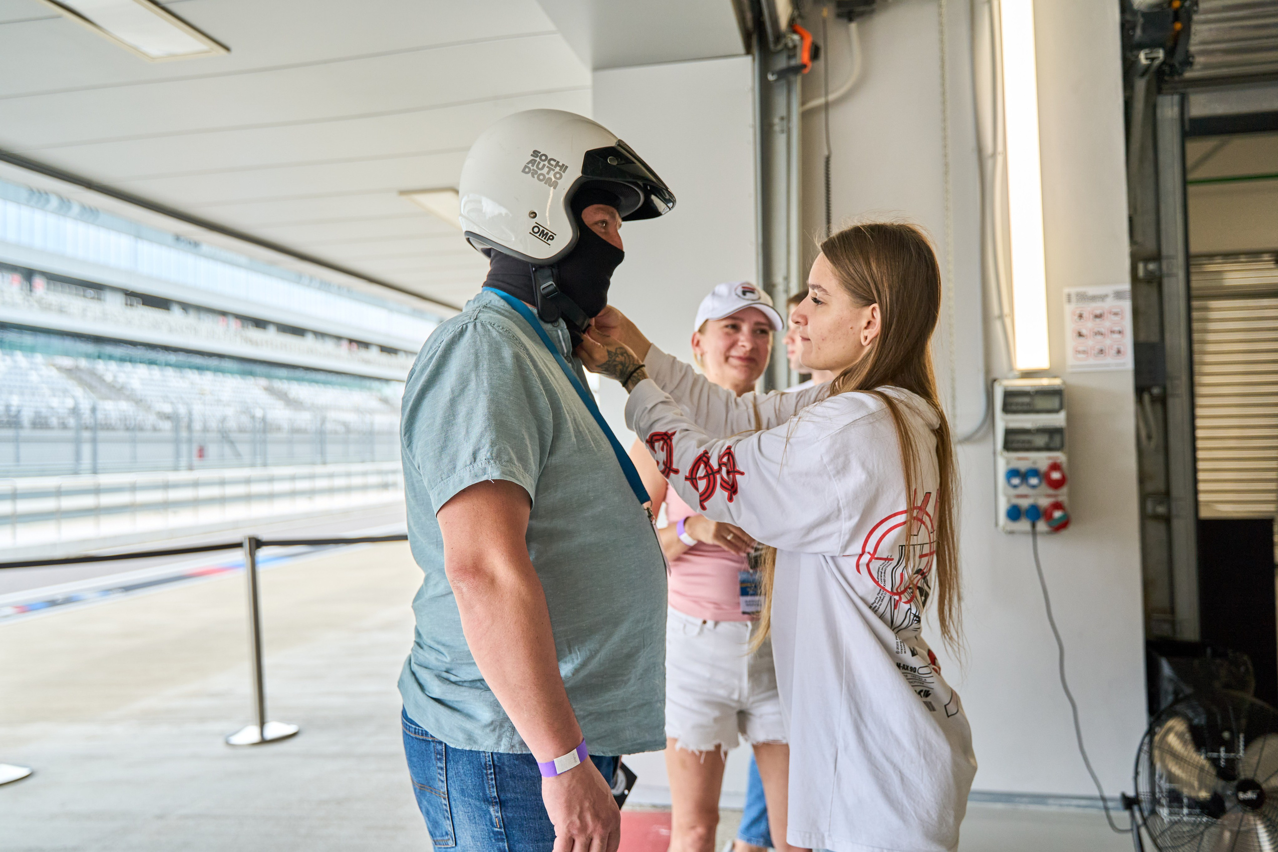 Формула 1 корпоративные заезды. Фото и видео съемка в Сочи Адлере Красной поляне