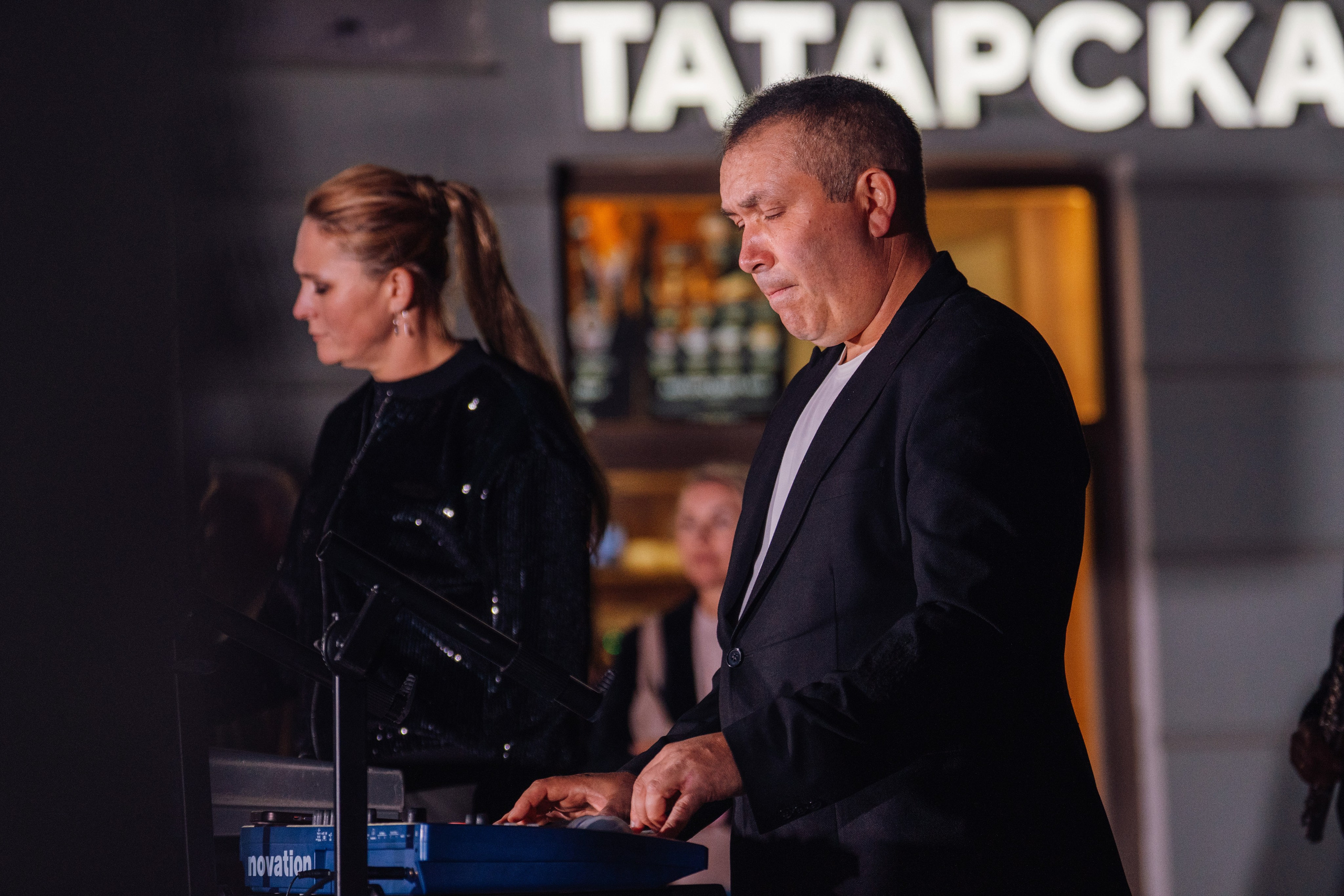 Филюс Кагиров & «Мирас». Портретный фотограф в Казани Радомир Заздравных