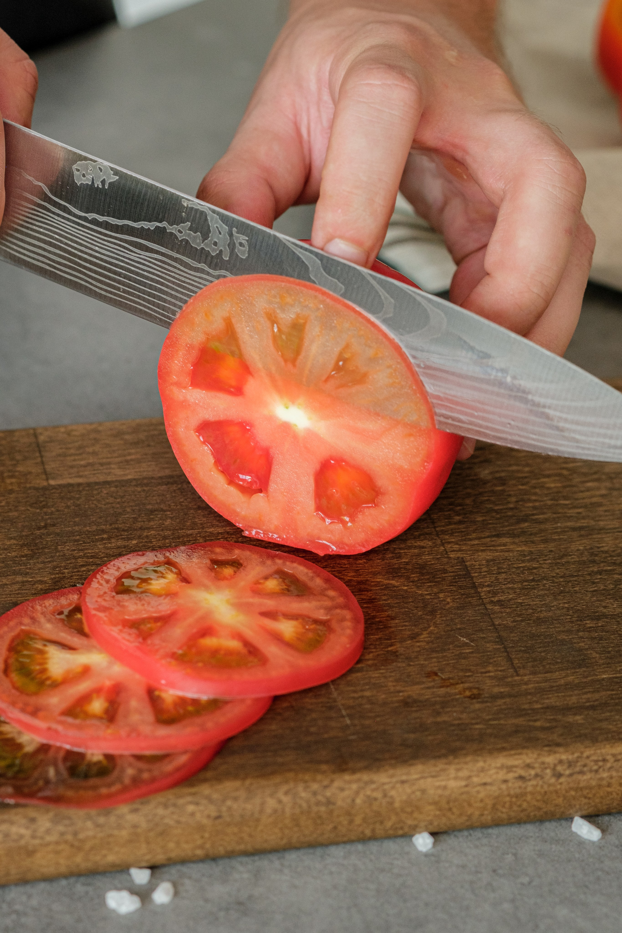 Съемка ножей для маркетплейсов в СПб. Фотосессия для маркетплейсов