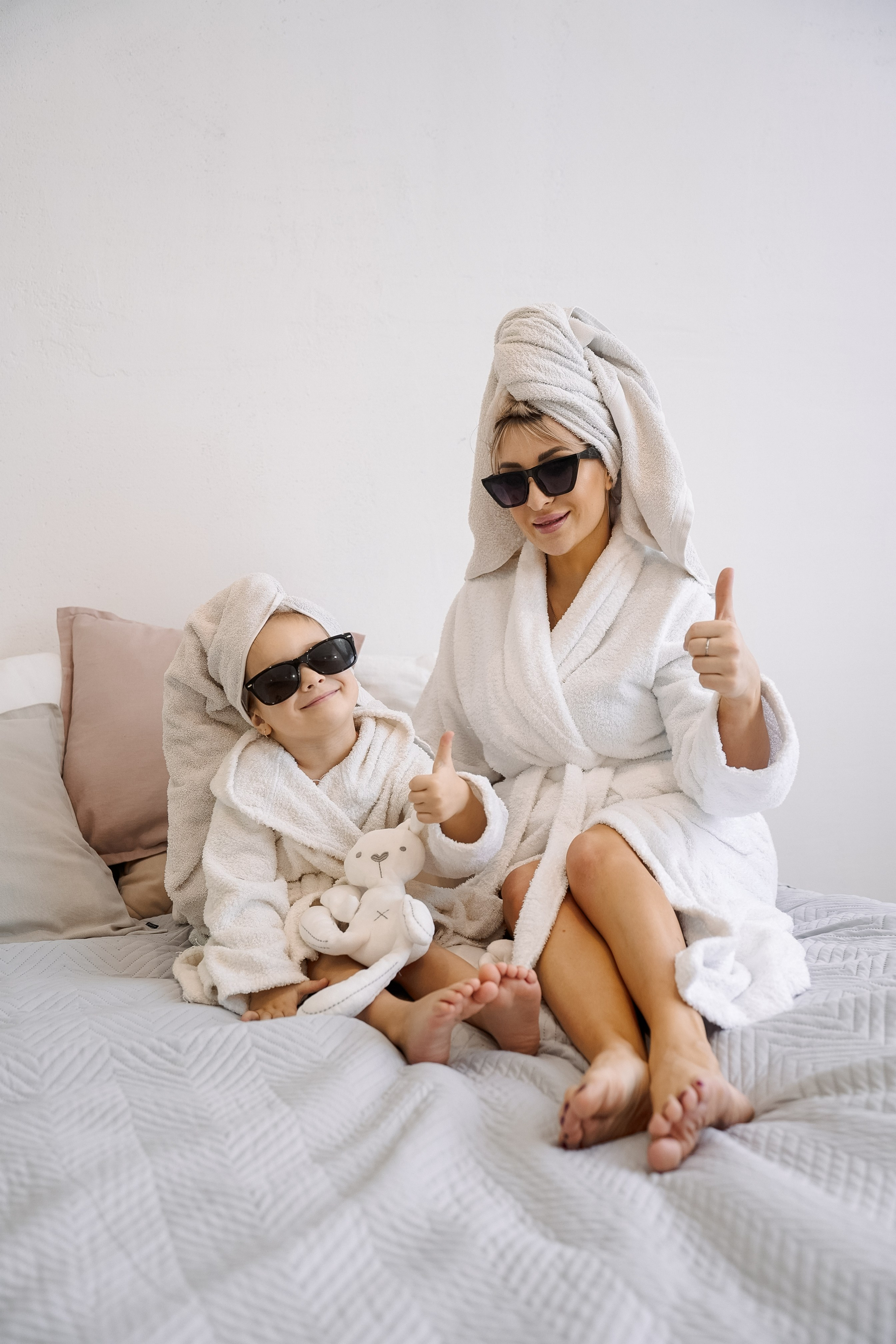 Мама с дочкой. Главная