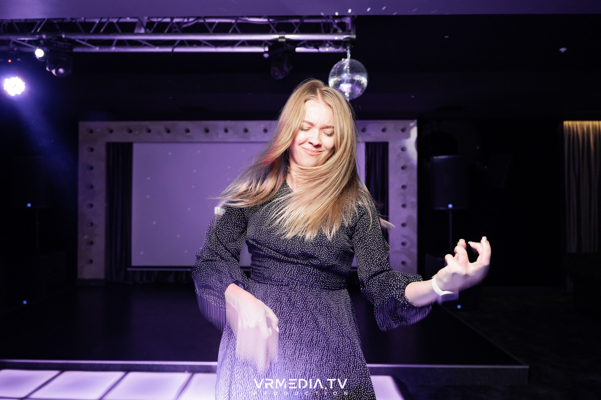 WINTER IS COMING в караоке-баре «Volna»