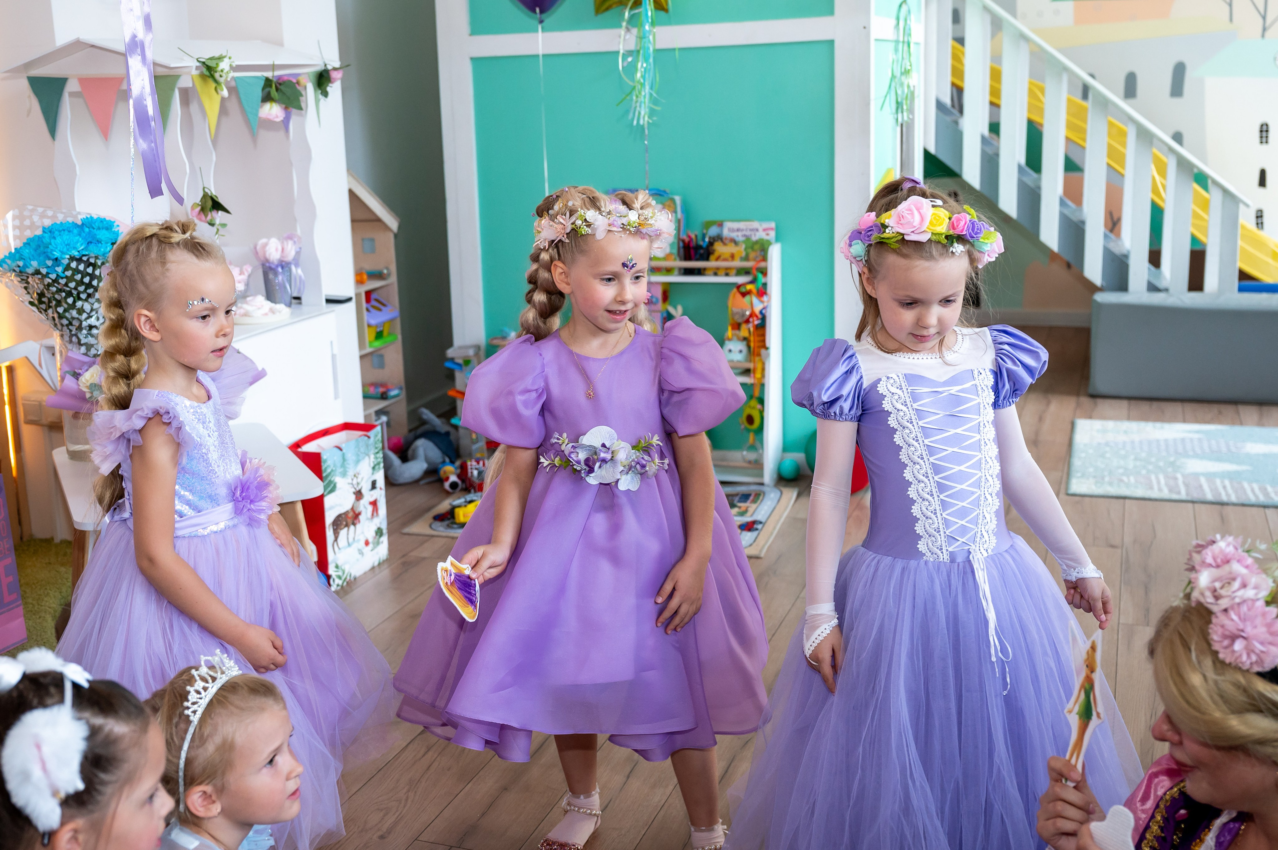 ДР в лофте с фокусником