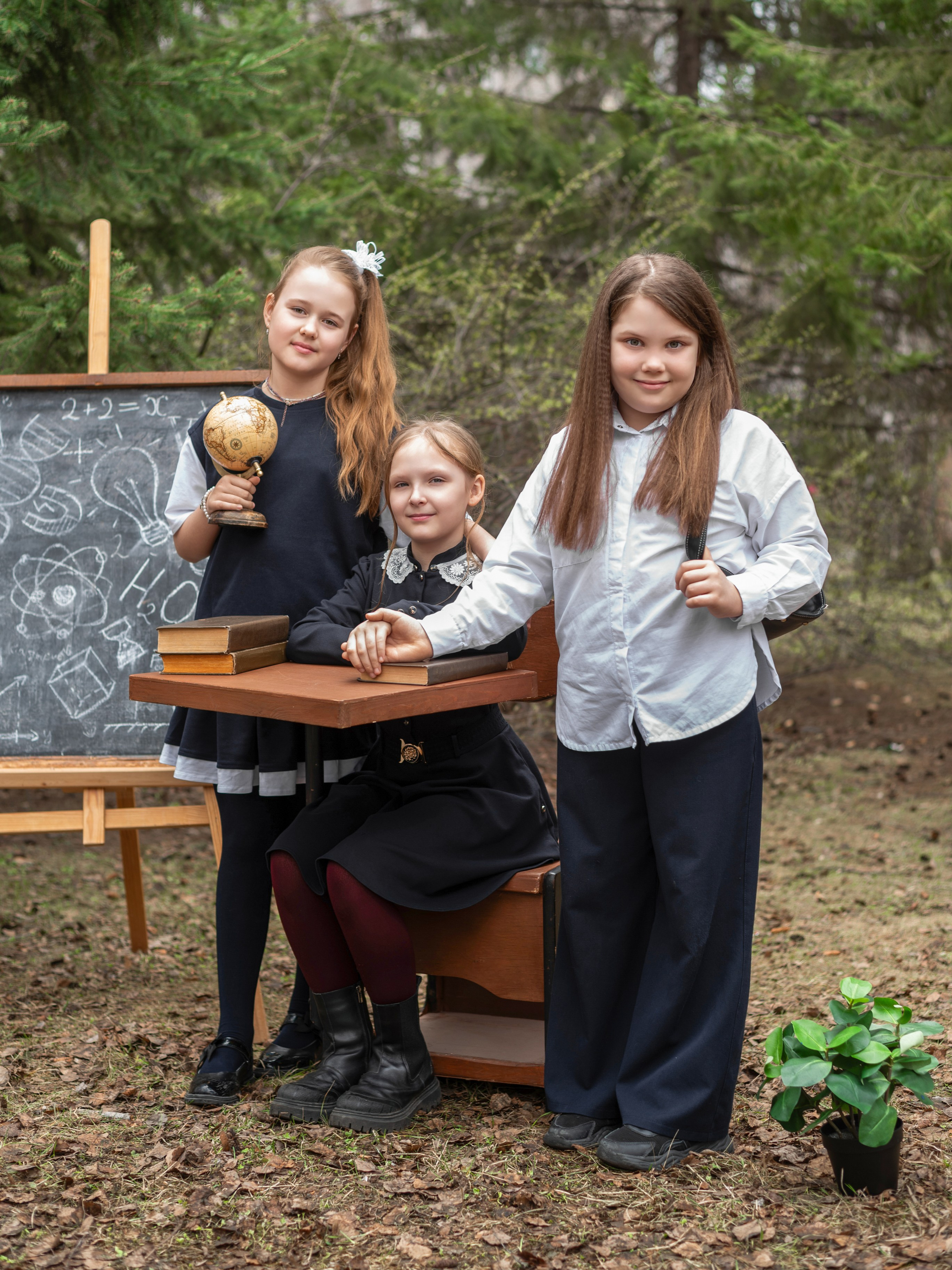 Общие фотографии 1-11 класс. Выпускные альбомы в Тюмени для школ, садов, вузов спортивных секций