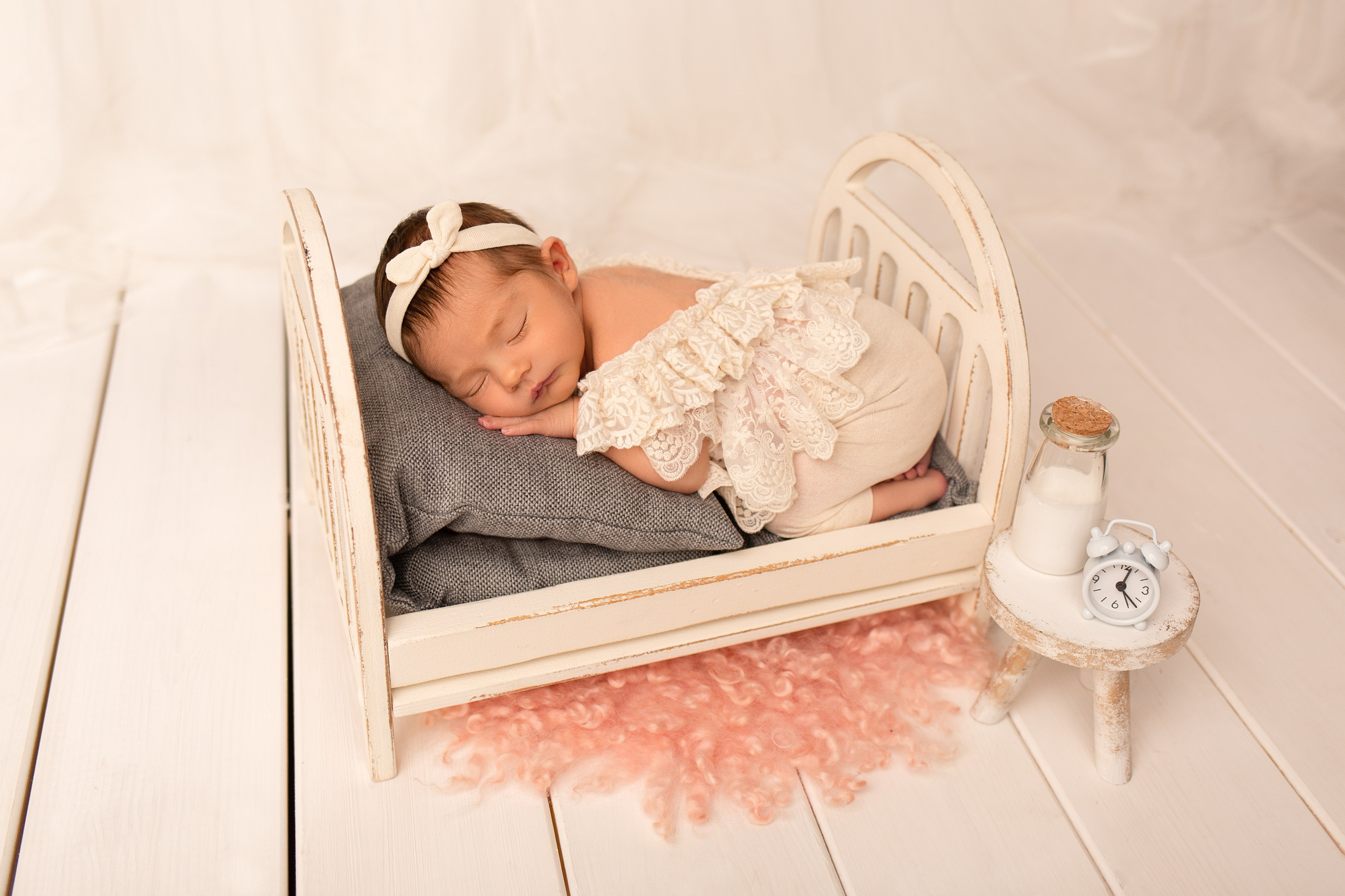Ньюборн девочки. Фотограф новорожденных, семейный, детский фотограф в Москве и Московской области