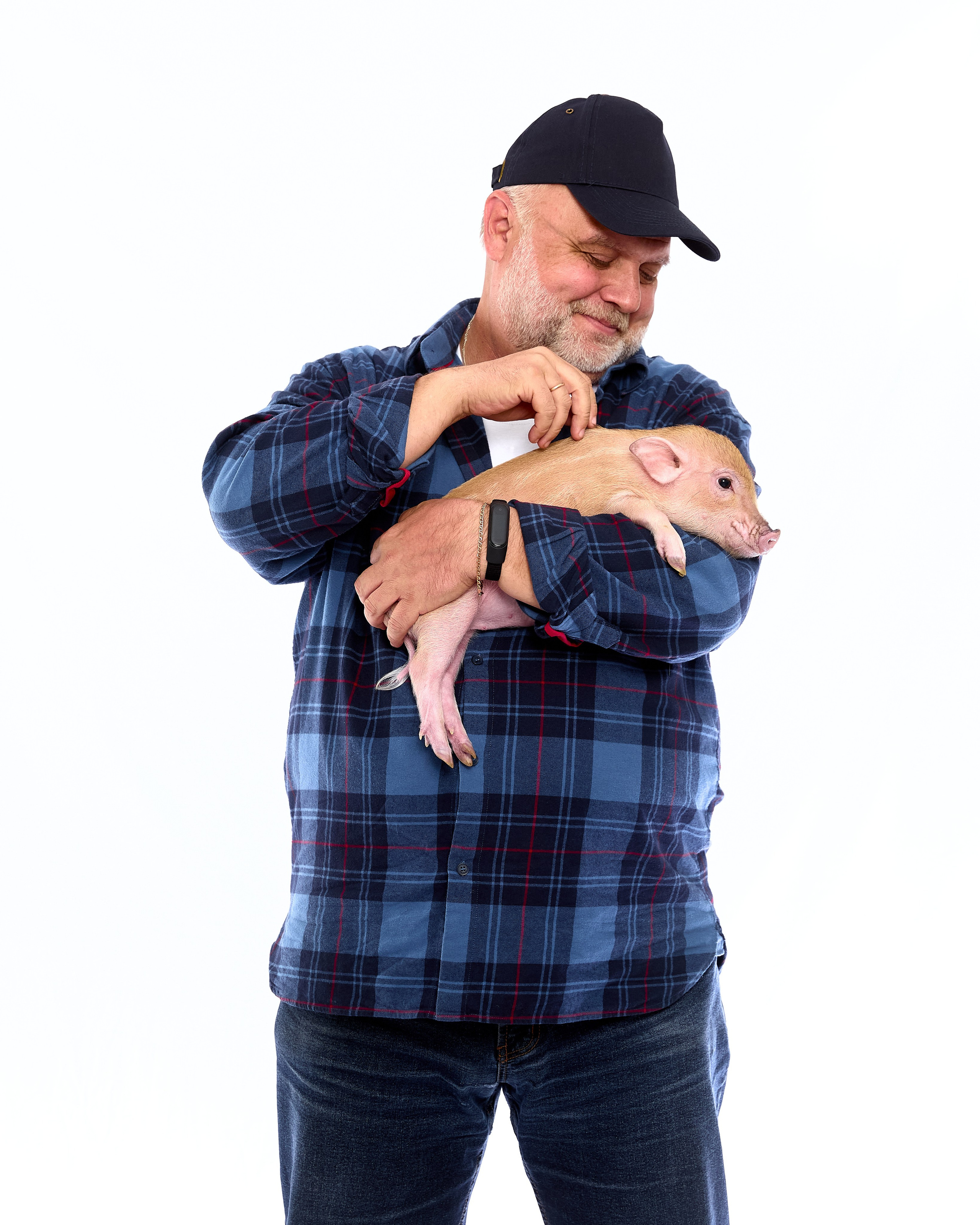 VAVADA. Святослав Лебедев | Рекламный фотограф — Коммерческая съемка, Арт-дирекшн, AI-интеграция