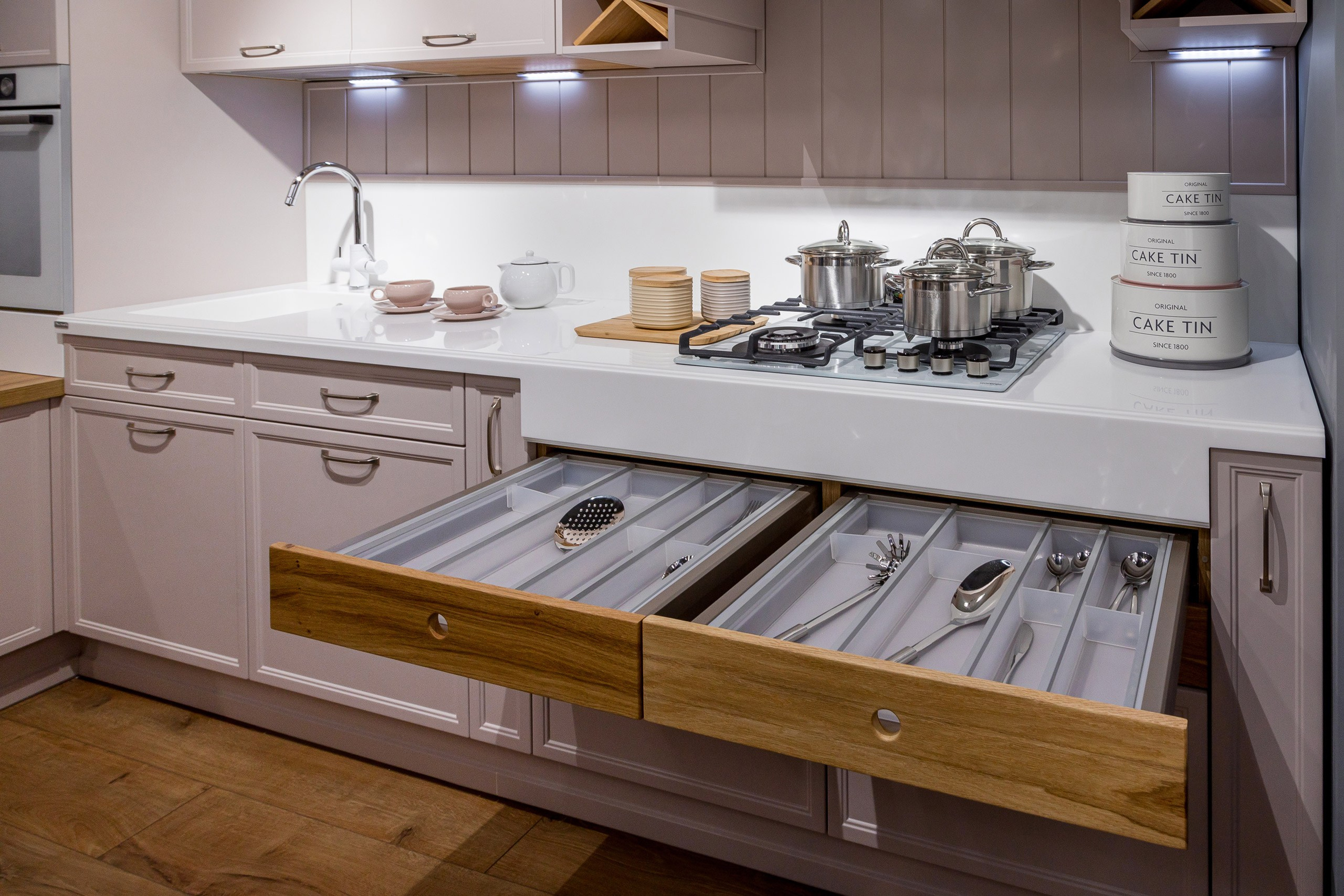 Kitchen salon. Interior photographer Vitalii in Portland and Vancouver