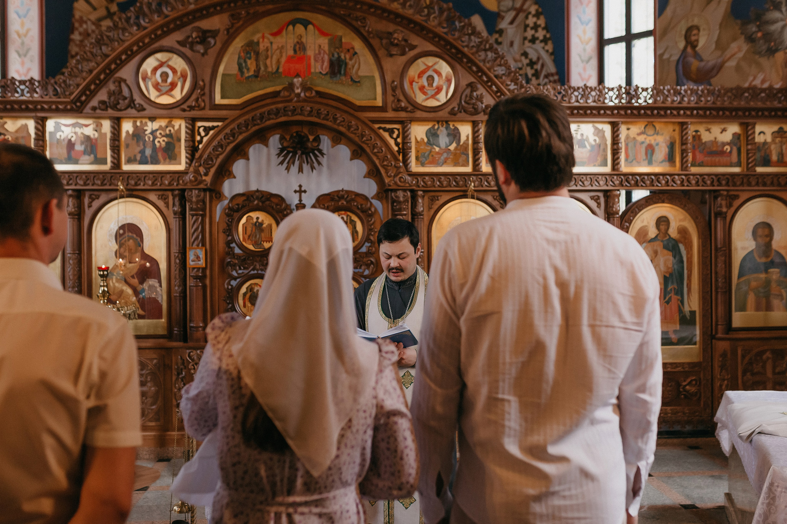 Крещение Артёма и Валерии. Храм Георгия Победоносца. Семейный фотограф в Сургуте