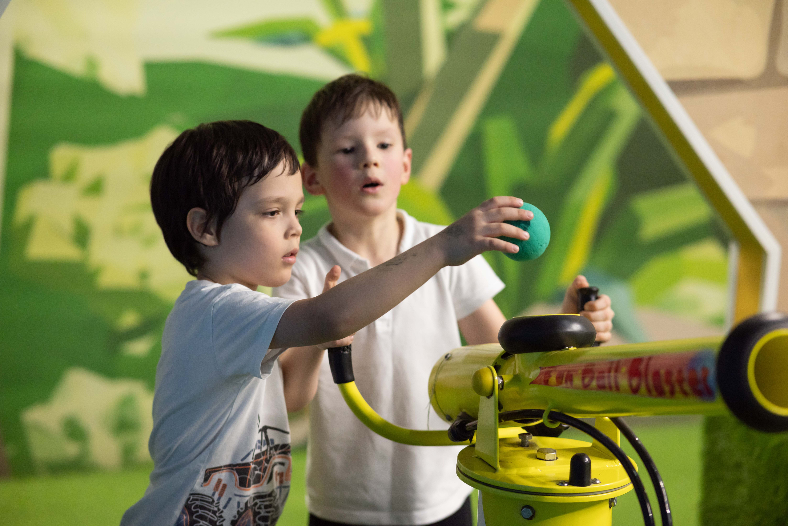В игровой Тимур и Расул. Семейный, Детский, Контент фотограф в Самаре Renatto (Ренат Алимбиков)