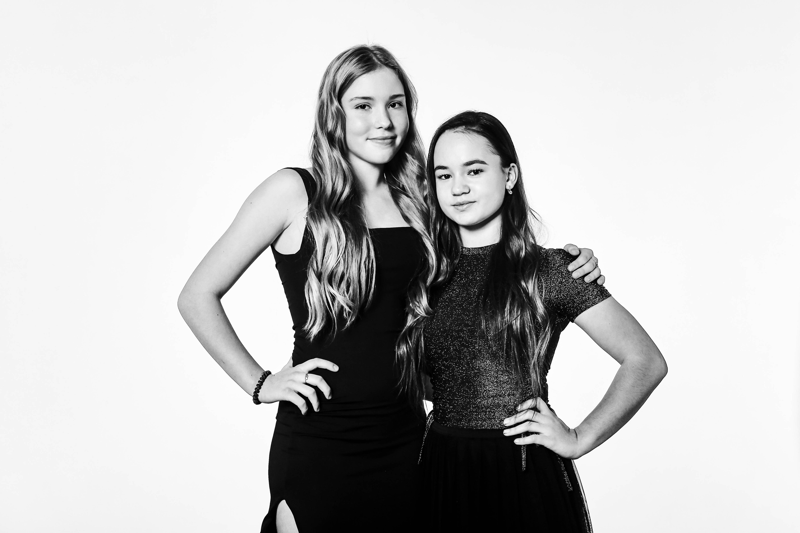 Новогодняя фотосессия для Полины и подруг в Иваново. Портретный и свадебный фотограф в Иваново Максим Гаврилин