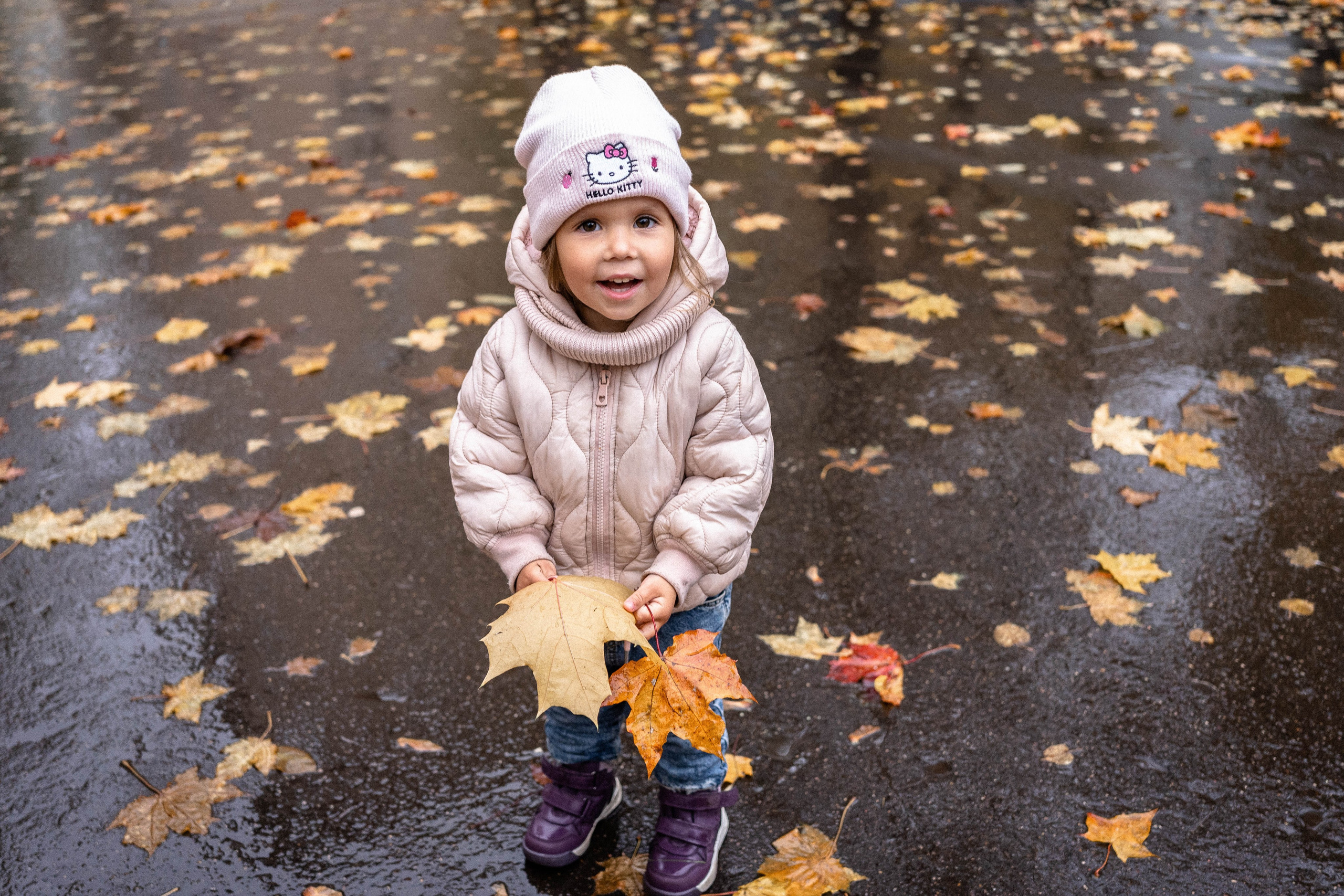 Осенняя фотосессия в Москве (во дворе дома)). Фотограф на роды Москва. Фотограф новорожденных Москва