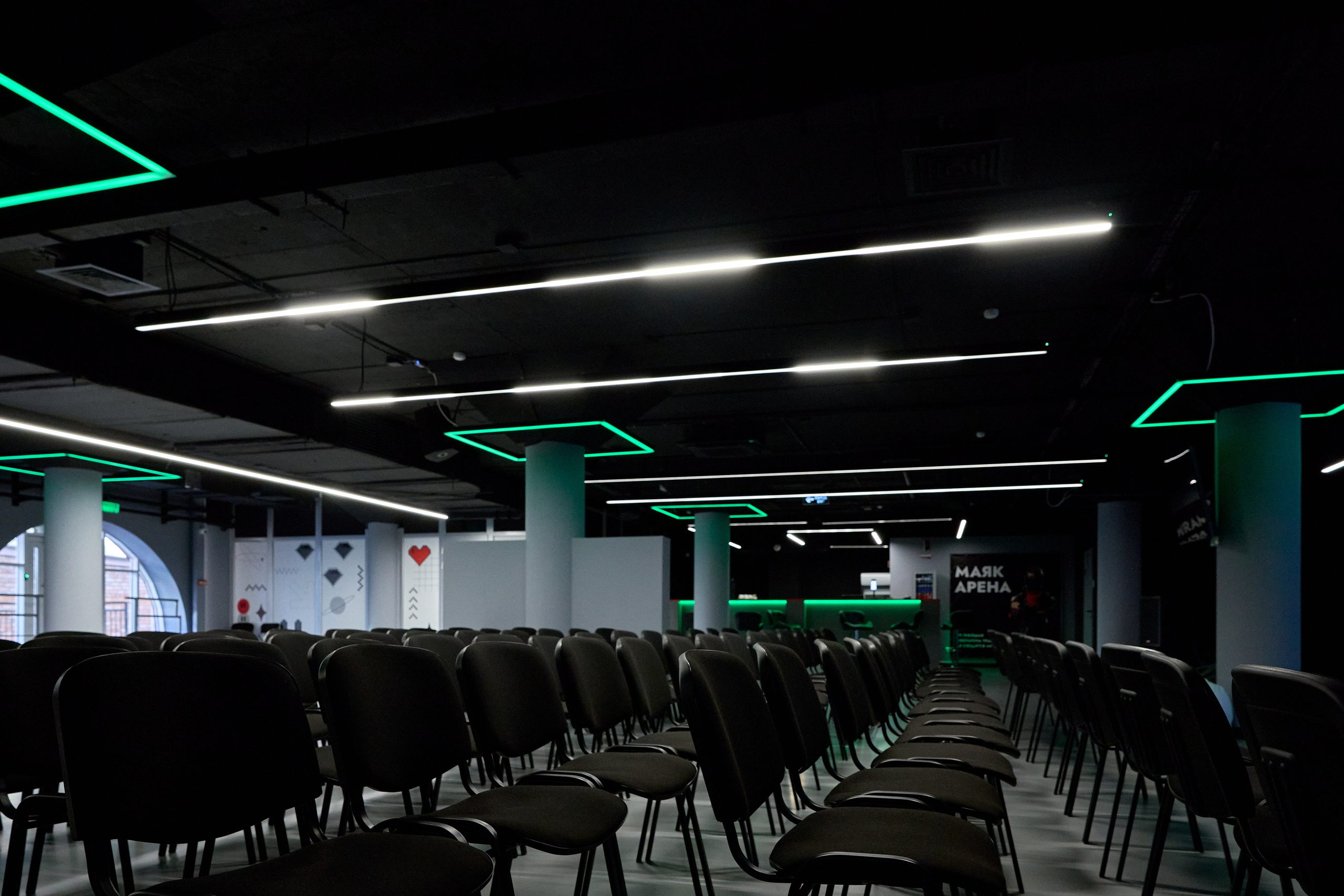 Маяк Арена, Екатеринбург. Предметный и репортажный фотограф Алексей Кротов