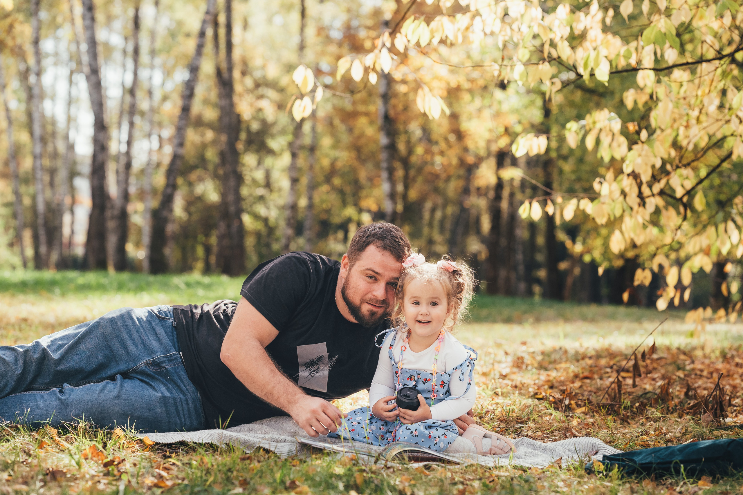 Денис с дочкой, Балашиха, парк Пехорка. Наталья Дукалова фотограф Щелково Королев Пушкино Москва Балашиха