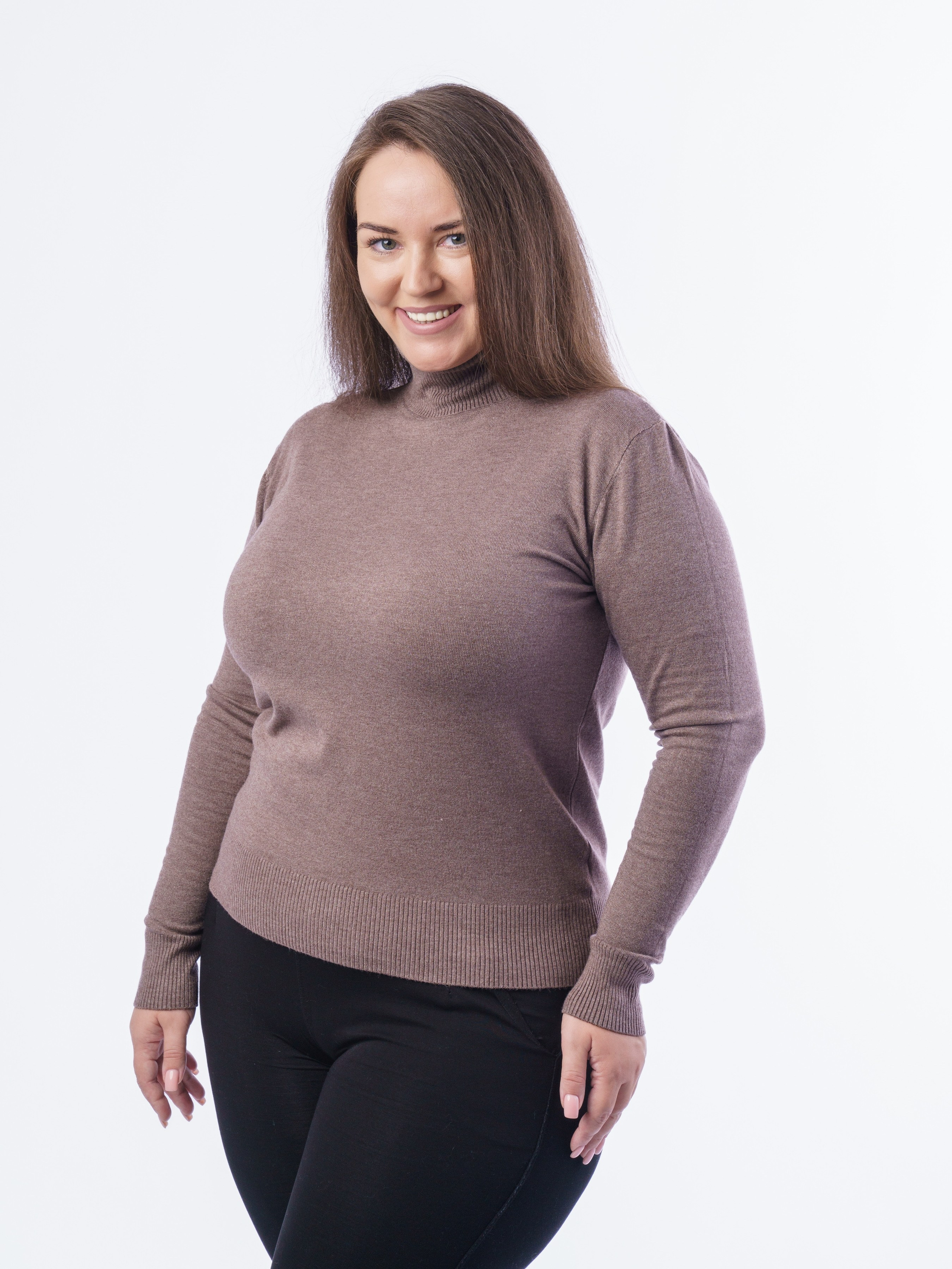 Елена, 52-54 р-р, 170 рост. KED Production — продакшн из СПб. Создаём фото, видео и контент, который помогает брендам и селлерам продавать больше