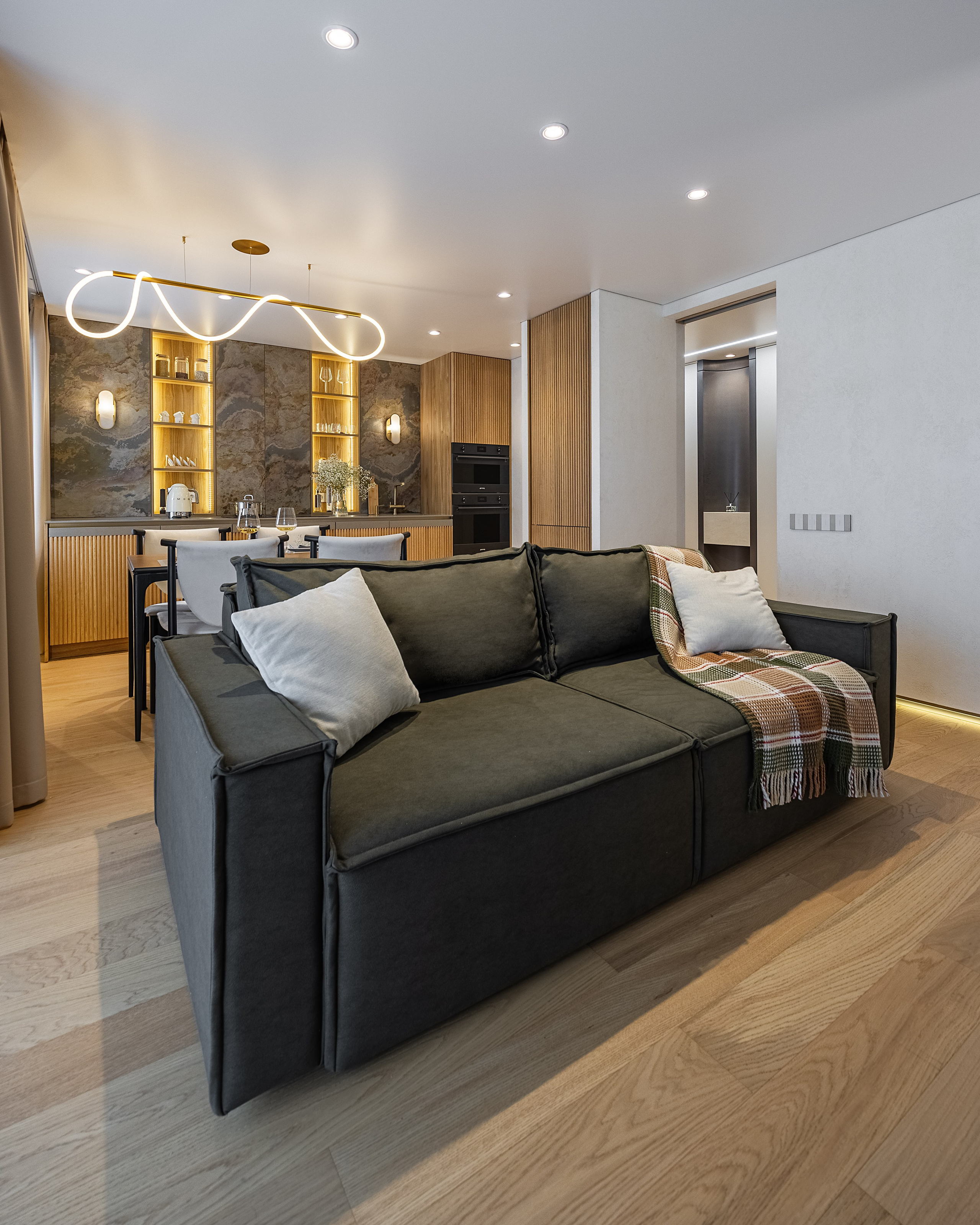 Гагарина. Фотограф и видеограф в Улан-Удэ: Аюна Габагуева и Артём Шаханов