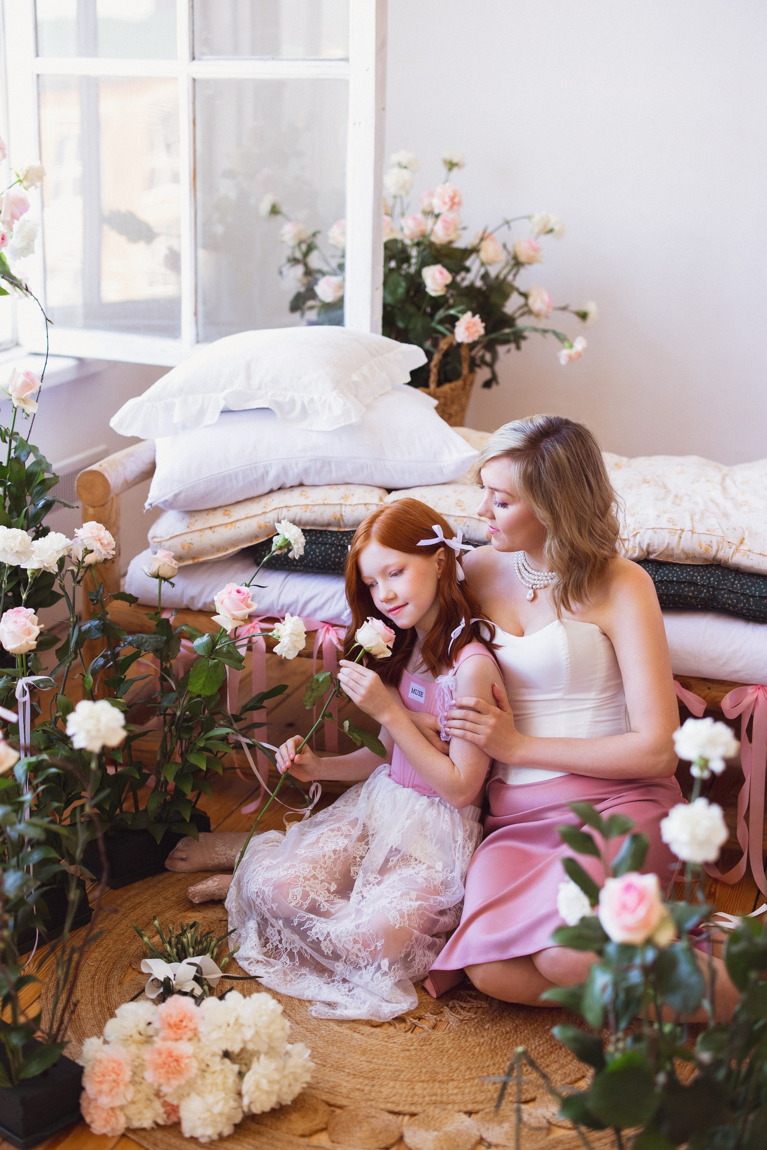 Фотосессия с живыми цветами в фотостудии г. Краснодар. Семейный и детский фотограф в Краснодаре Анна Трашкова