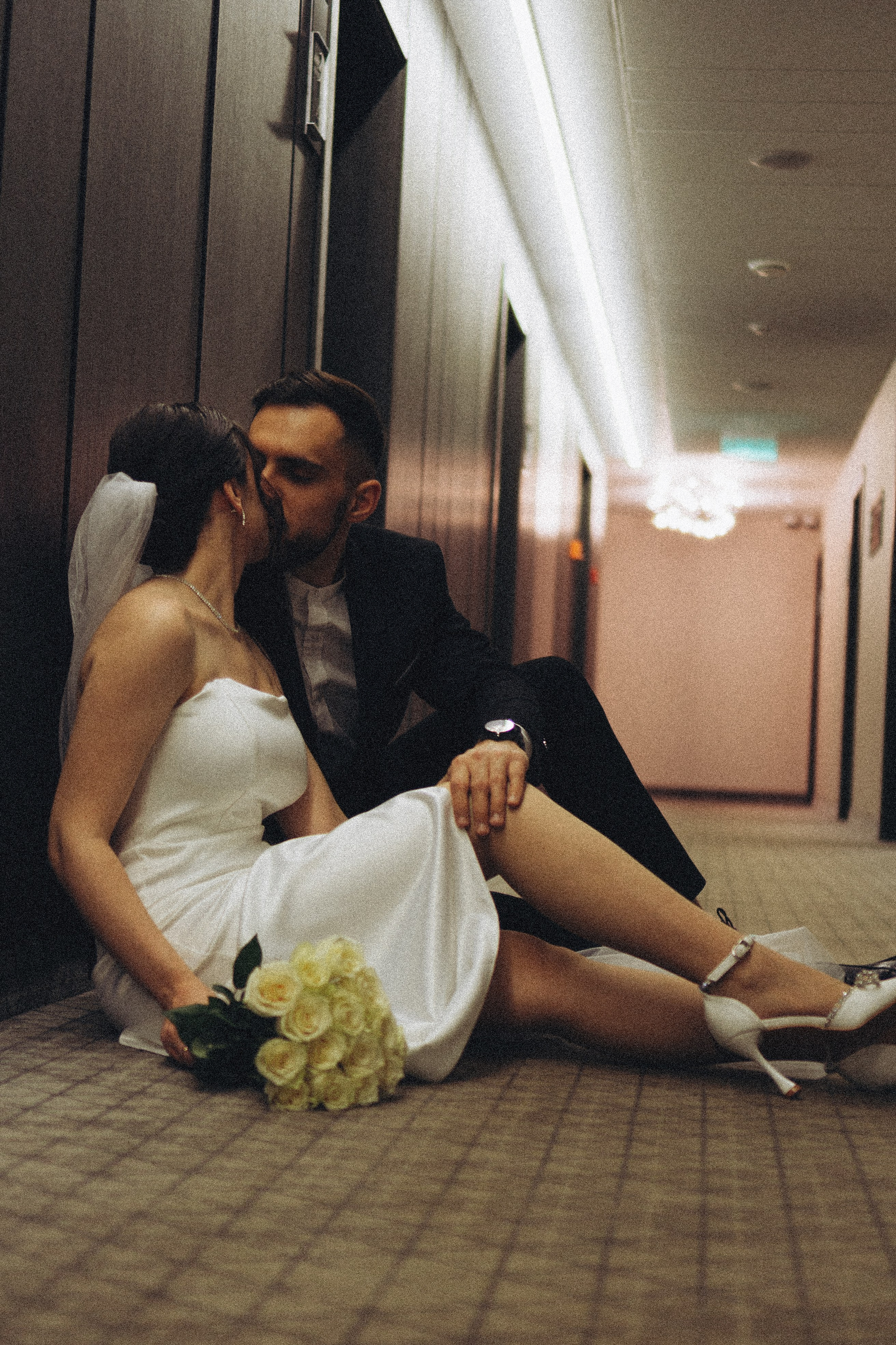 СВАДЕБНАЯ СЬЕМКА СБОРОВ ЖЕНИХА И НЕВЕСТЫ В ОТЕЛЕ И ТАКЖЕ ФОТОСЕССИИЯ В ОТЕЛЕЕ МЕГАПОЛИС БРЯНСК. Профессиональный фотограф, Санкт-Петербург — Виктория Богомолова