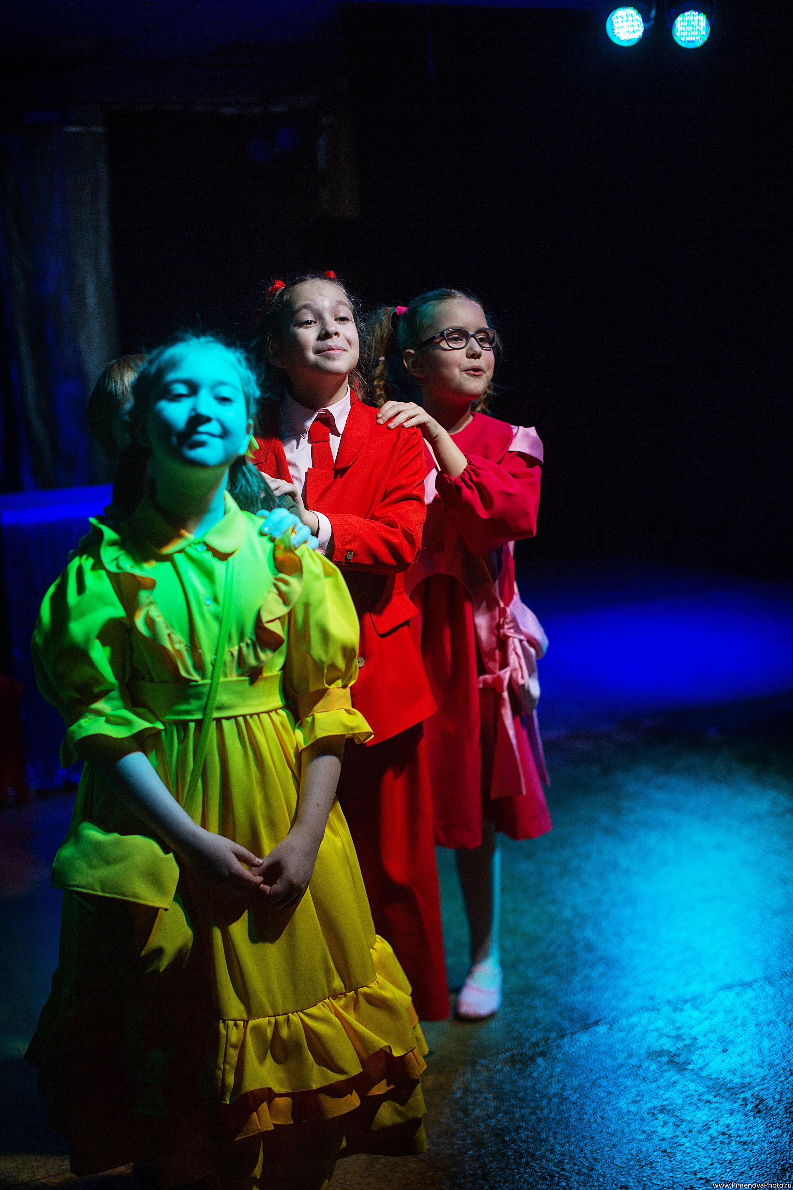 Карандаши «Театрум» ДТЦ, февраль. Семейный и детский фотограф в Петрозаводске