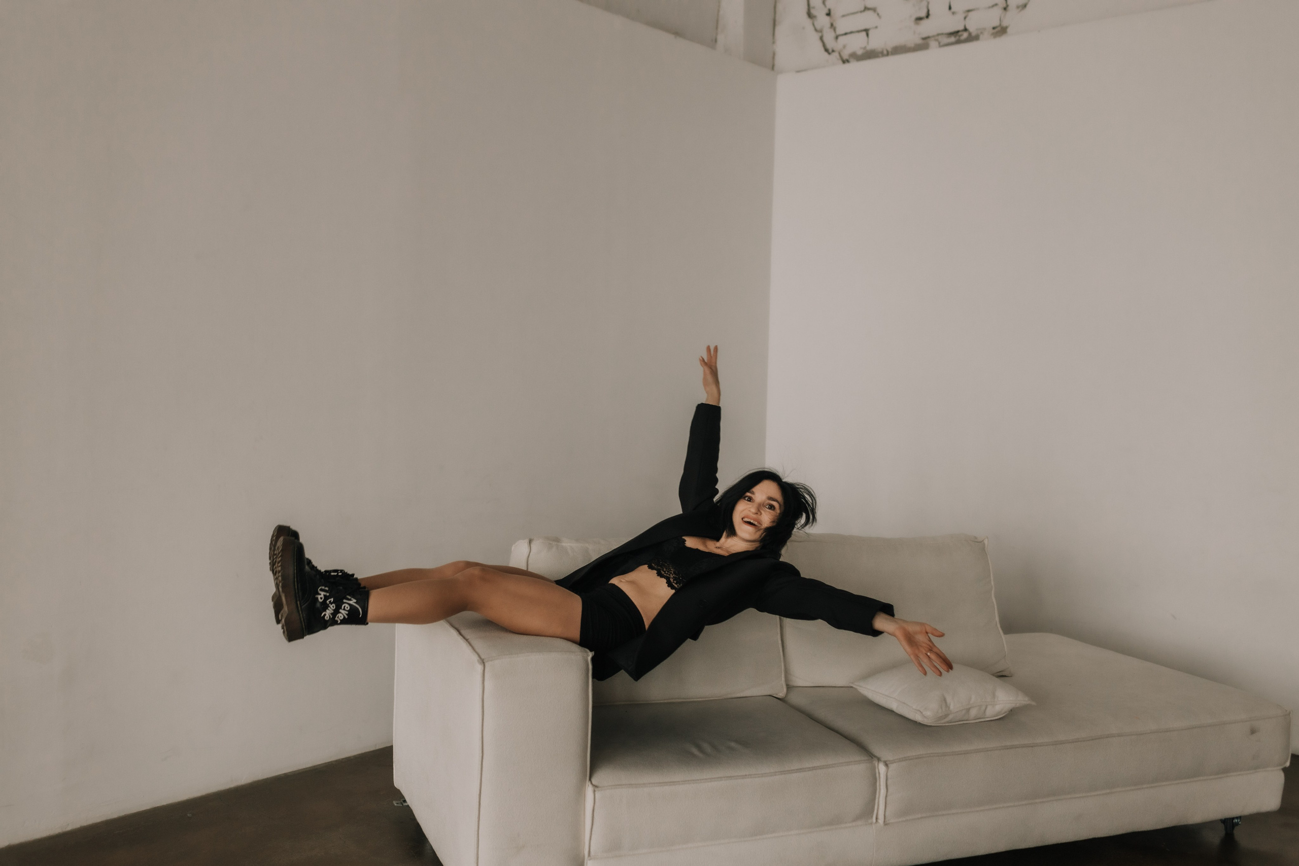 Студия FOTONIKA ЗАЛ ЦЕХ 430. Фотограф Софья Васильковская