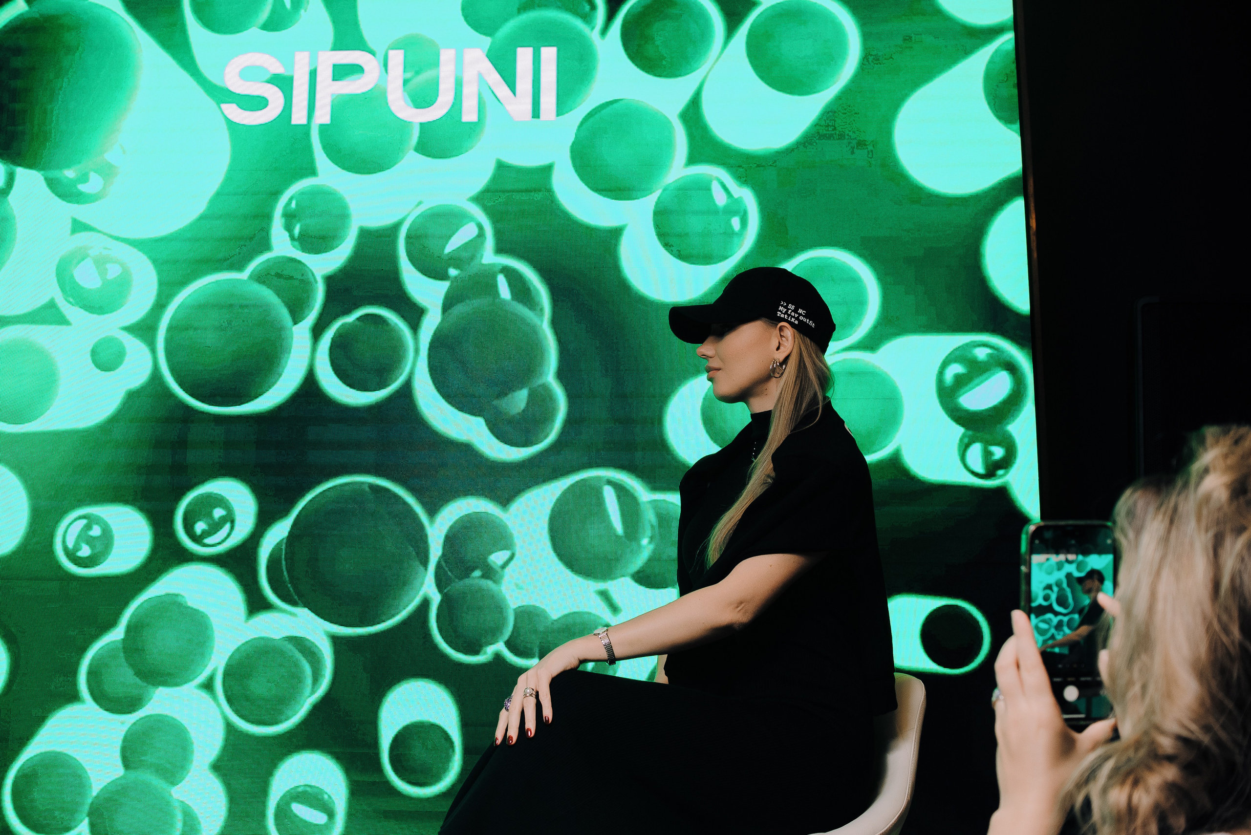 КОНФЕРЕНЦИЯ AMO CRM SIPUNI. Репортажный фотограф Зуев Роман г. Челябинск